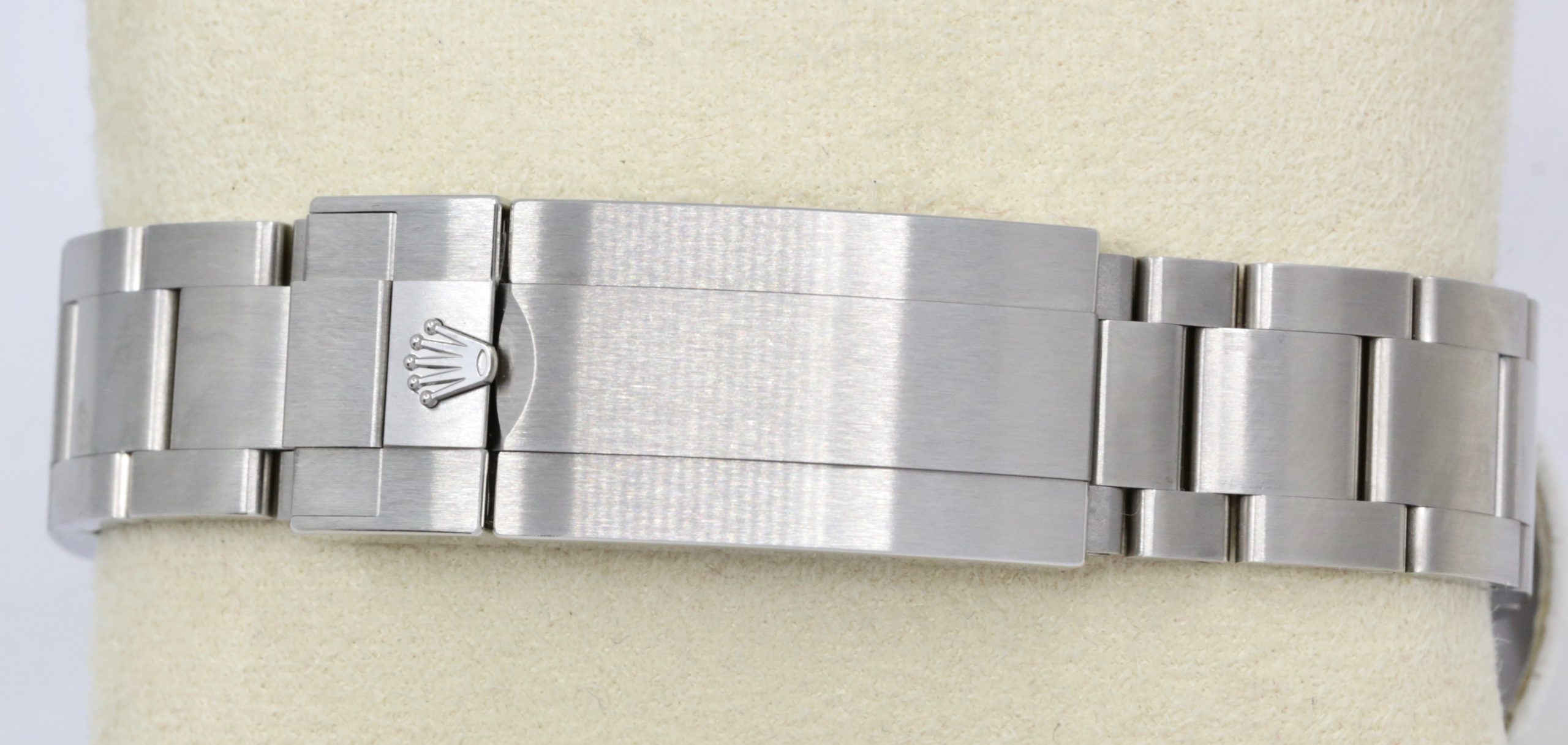 Rolex Oyster Perpetual Deepsea "James Cameron", Stainless Steel, Blue to Black Gradient Dial, Black Ceramic Bezel, on Stainless Steel Rolex Oyster Bracelet, Ref. 136660, Complete with Box, Books, Green & White Swing Tags, Rolex Warranty Card & Balance of 5 Year Rolex Warranty, *UNWORN* - Image 6