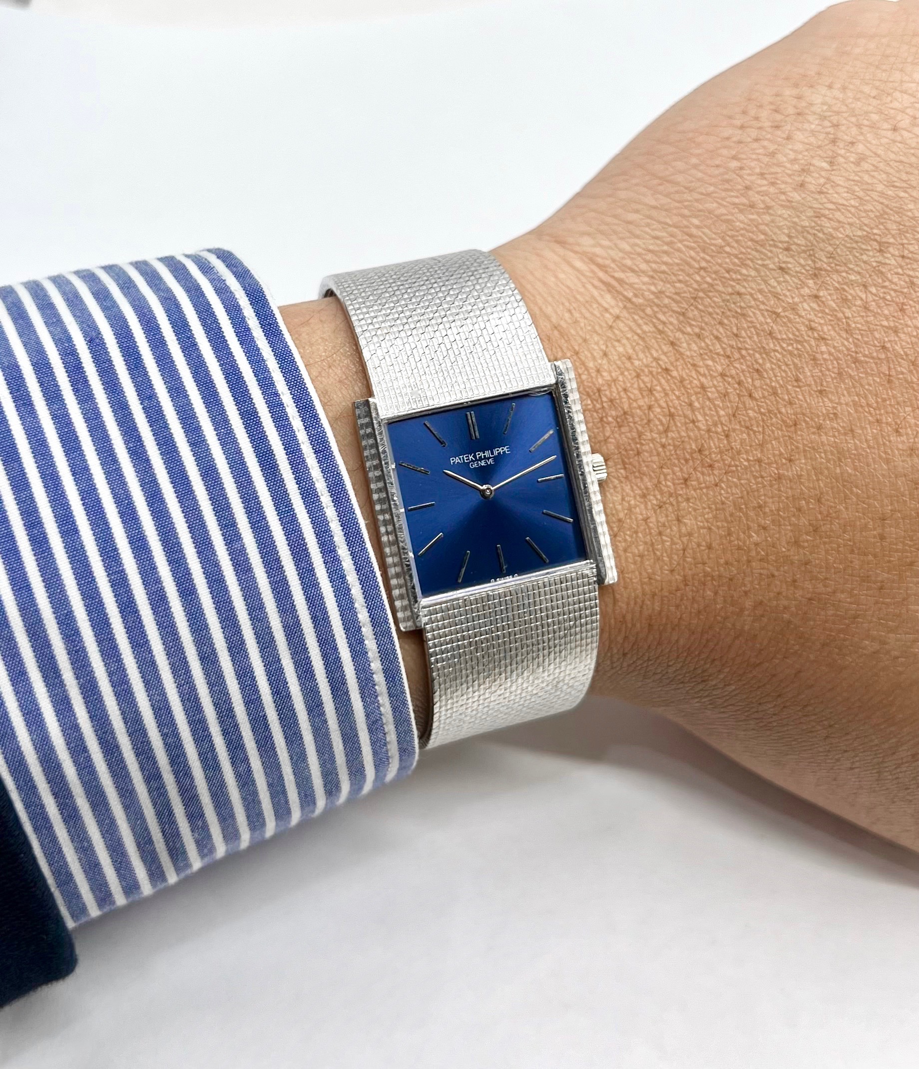 Patek Philippe Vintage Wristwatch, Ref. 3750 1, in 18ct White Gold, Blue Index Dial, on 18ct White Gold Patek Philippe Integrated Bracelet, Circa: 1970's - Image 7