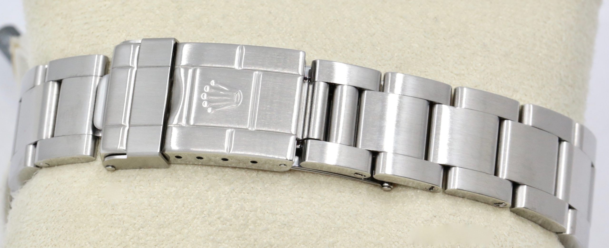 Rolex Oyster Perpetual Explorer II, Stainless Steel, Black Index Dial with Red GMT Hand, on Stainless Steel Rolex Oyster Bracelet, Ref. 16570, Circa: 2001 - Image 6