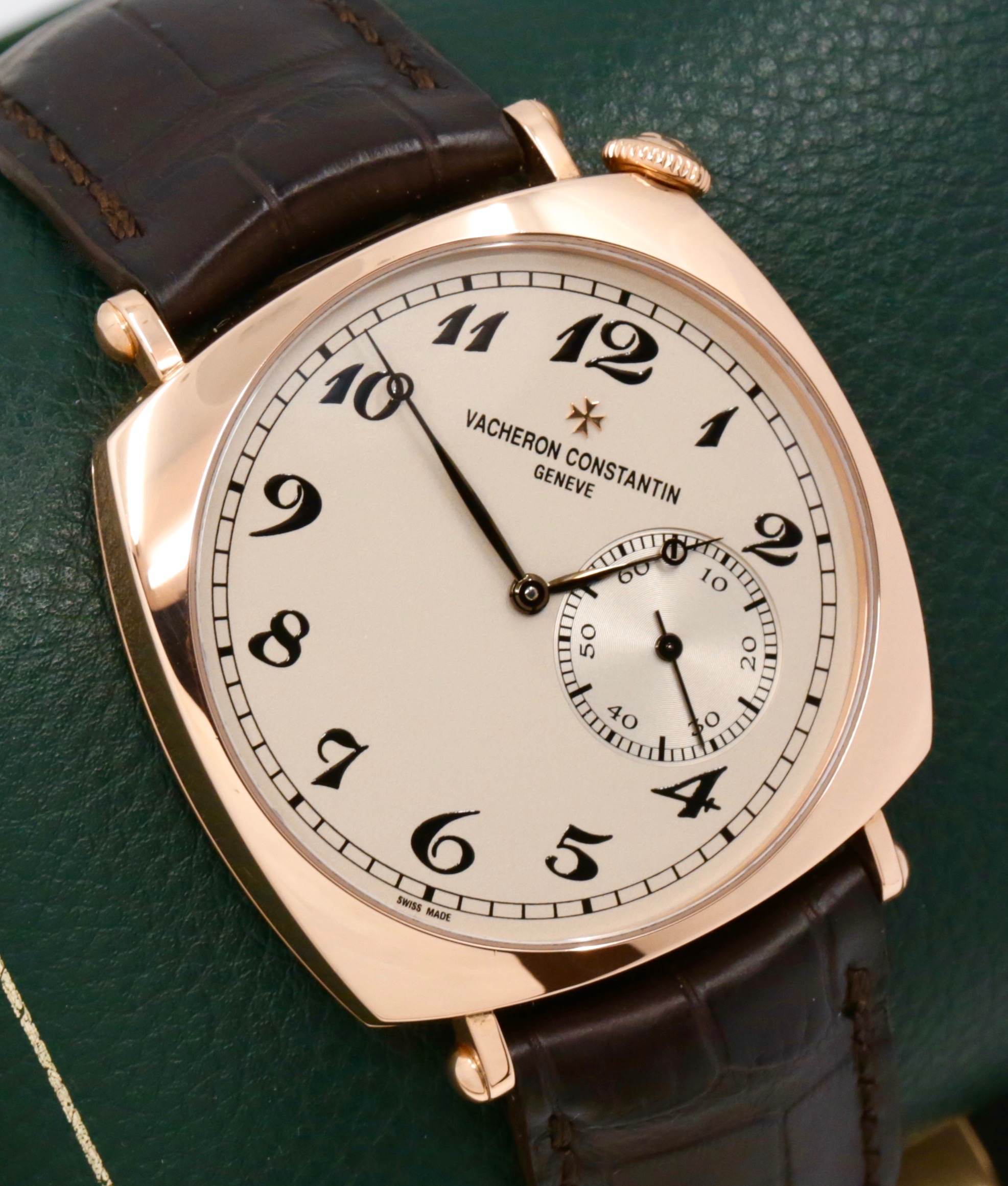 Vacheron Constantin Historiques American 1921, in 18ct Pink Gold, Grained Silver Dial with Breguet Numerals, on Brown Vacheron Constantin Alligator Strap with 18ct Pink Gold Vachron Tang Buckle, Ref. 82035/000R-9359, Circa: 2017, Complete with Box, Books & Vacheron Constantin Warranty Card - Image 2