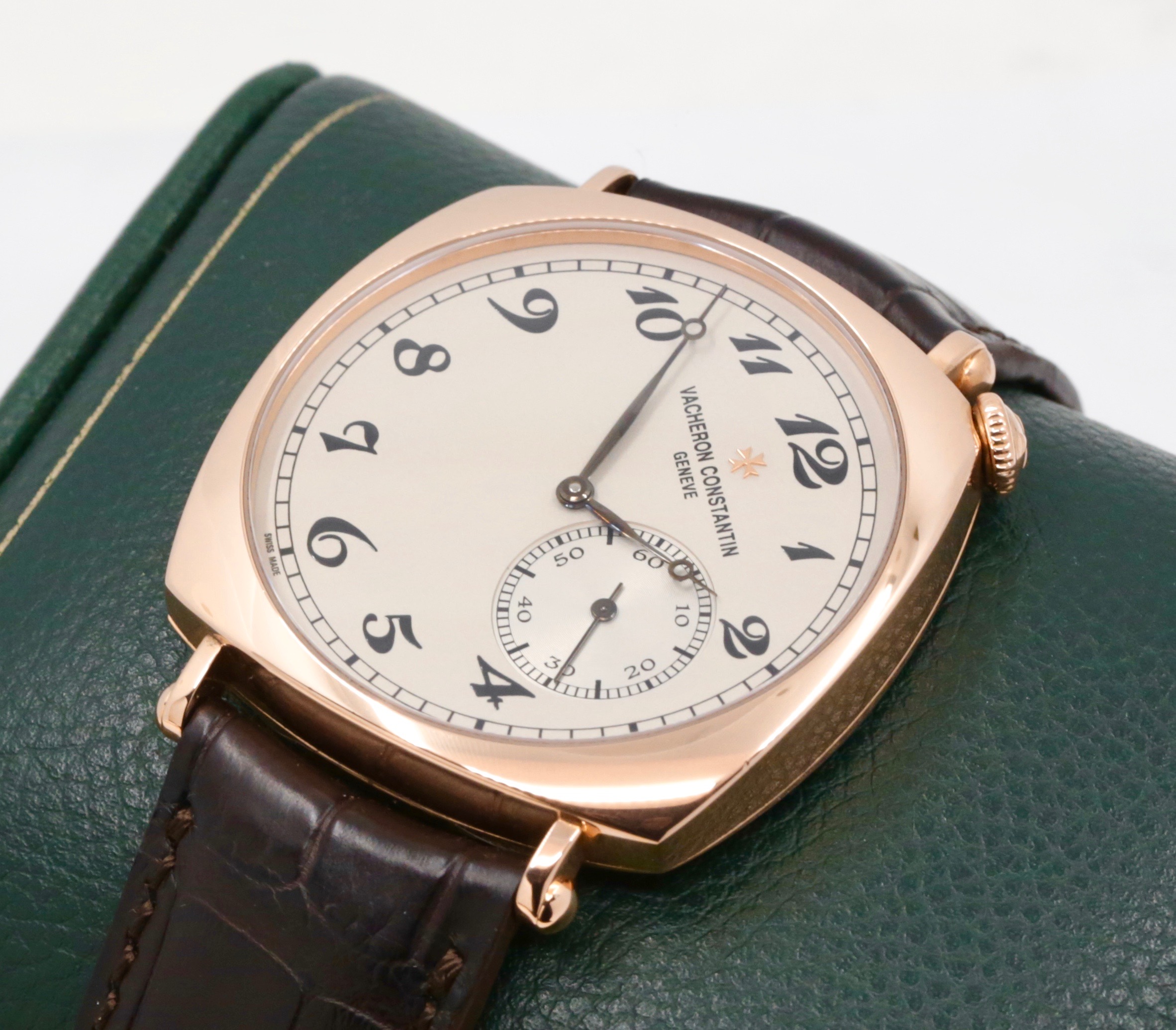 Vacheron Constantin Historiques American 1921, in 18ct Pink Gold, Grained Silver Dial with Breguet Numerals, on Brown Vacheron Constantin Alligator Strap with 18ct Pink Gold Vachron Tang Buckle, Ref. 82035/000R-9359, Circa: 2017, Complete with Box, Books & Vacheron Constantin Warranty Card - Image 4