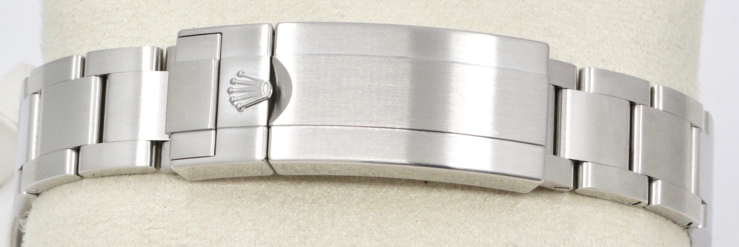 Rolex Submariner Date "HULK", in Stainless Steel, with Green Ceramic Bezel, Green Index Dial, on Stainless Steel Rolex Oyster Bracelet, Ref. 116610LV, Circa: 2019, Complete with Box, Books, Swing Tags & Rolex Warranty Card. - $29,700 - Image 6