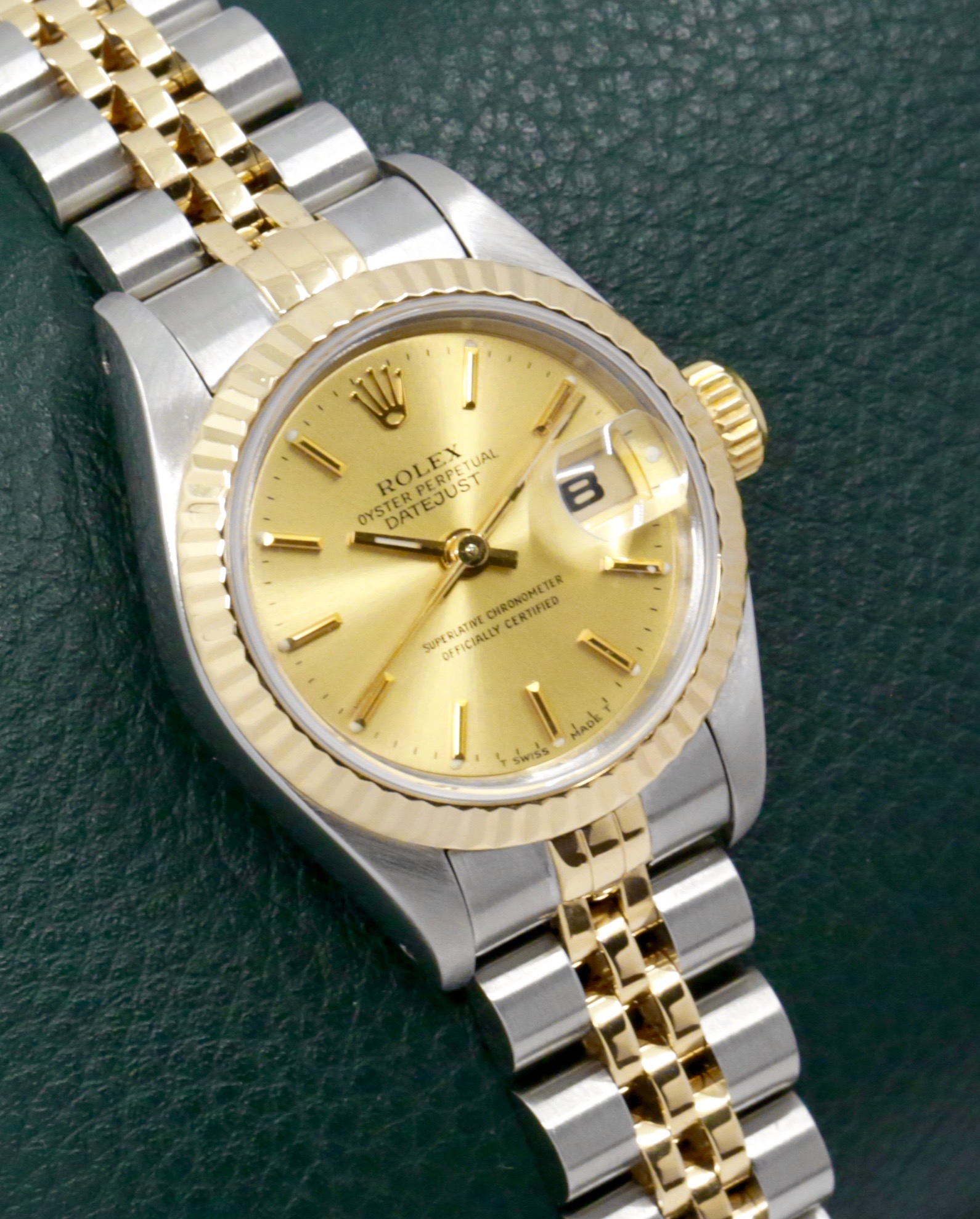 Rolex Lady-Datejust 26, in Stainless Steel & 18ct Yellow Gold, Fluted Bezel, Champagne Index Dial, on Stainless Steel & 18ct Yellow Gold Rolex Jubilee Bracelet, Ref. 69173, Circa: 1991 - Image 2