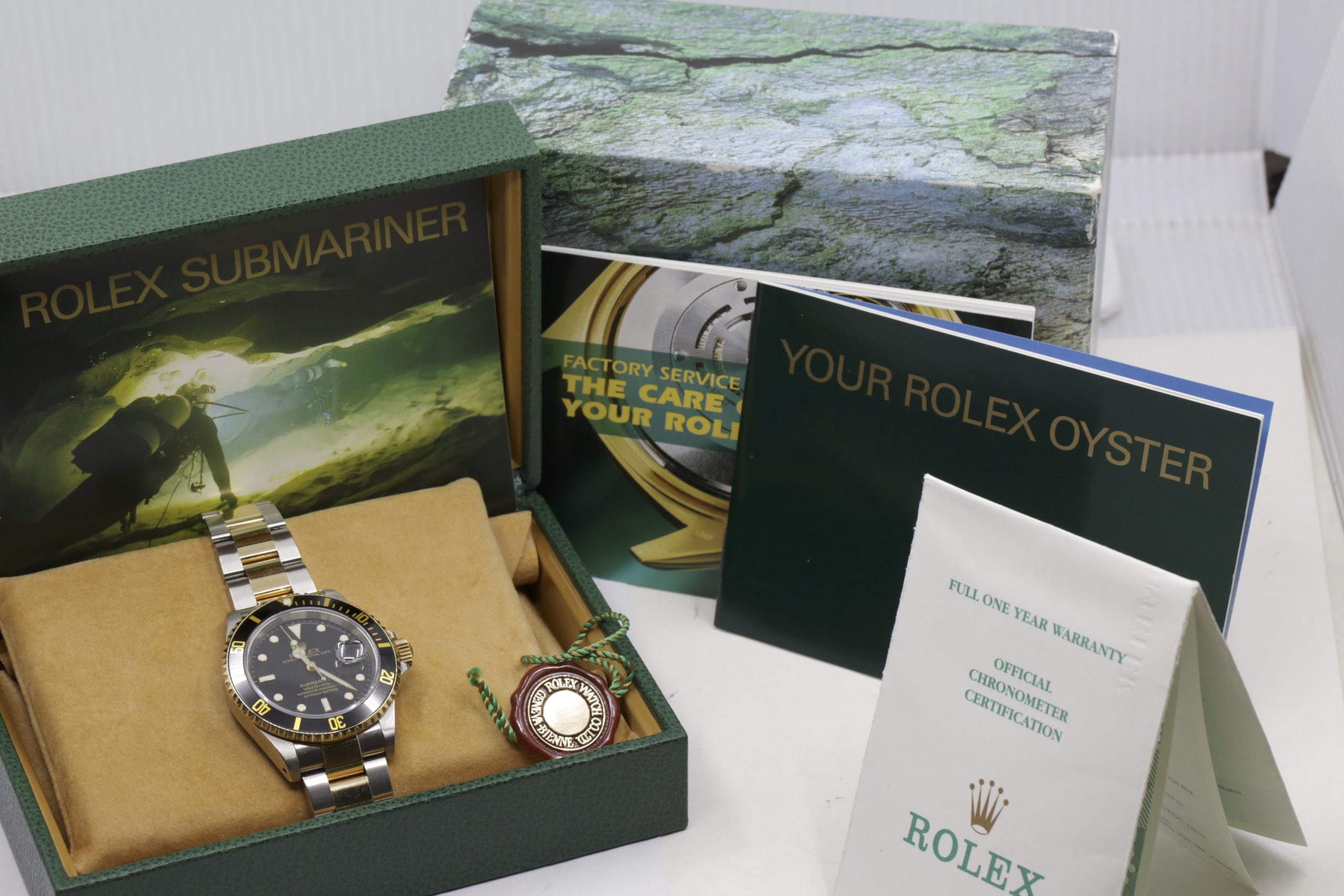 Rolex Oyster Perpetual Submariner Date, in Stainless Steel & 18ct Yellow Gold, Black Index Dial, on Stainless Steel & 18ct Yellow Gold Rolex Oyster Bracelet, Ref. 16613, Circa: 2002, with Box, books, Swing Tag, Anchor, and Rolex Warranty certificate - Image 7
