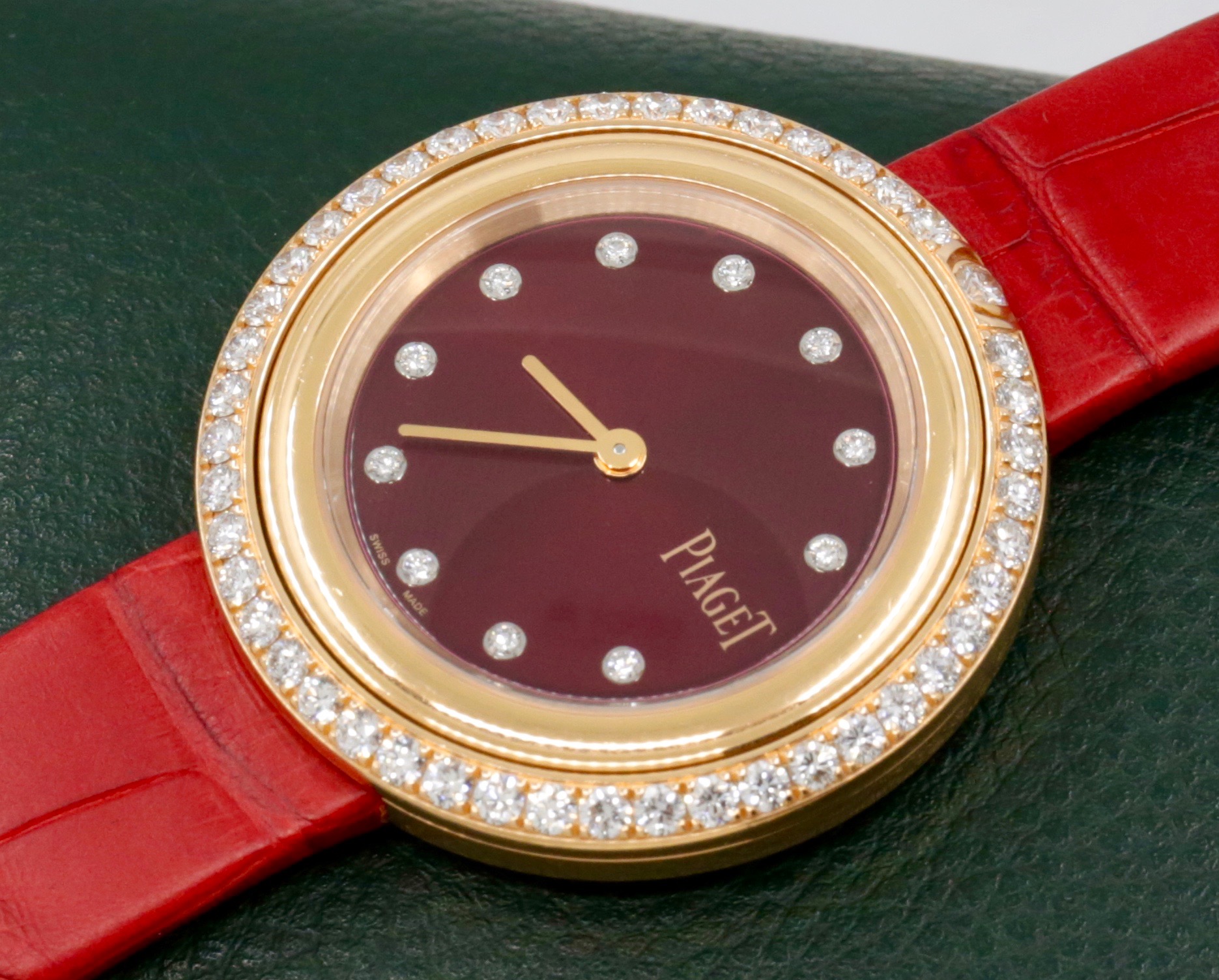 Piaget Possessions GOA44095 18ct rose gold set with 57 diamonds totalling 1.56 ct D to G and IF to VVS. retail is in excess of $30,000 we can sell at $12,760 - Image 3