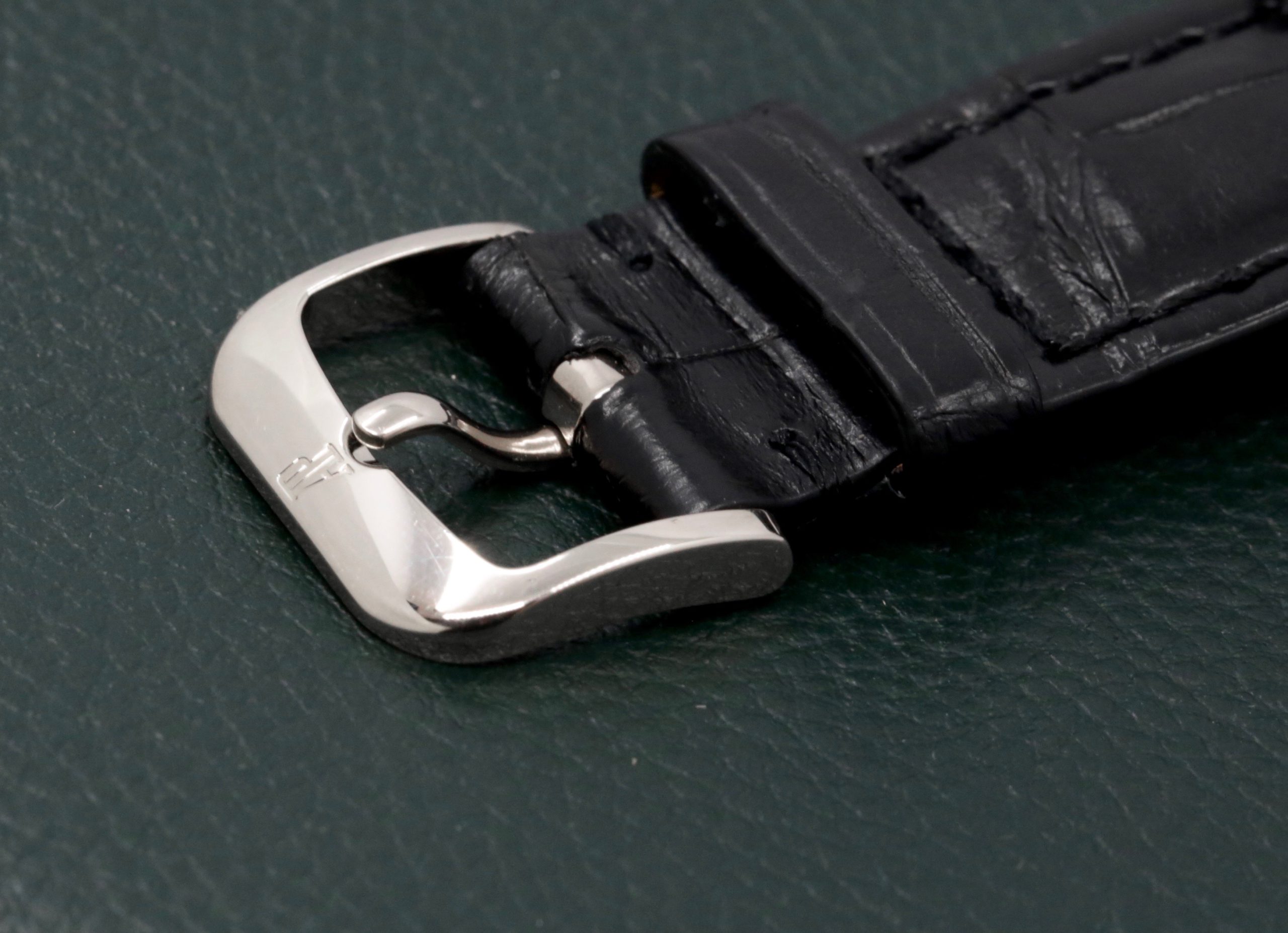 Audemars Piguet Jules Audemars in 18ct white gold, silver dial with applied white gold Roman numerals, fitted on black alligator strap with 18ct white gold pin buckle. Ref: 15056BC Circa 2002. - Image 6
