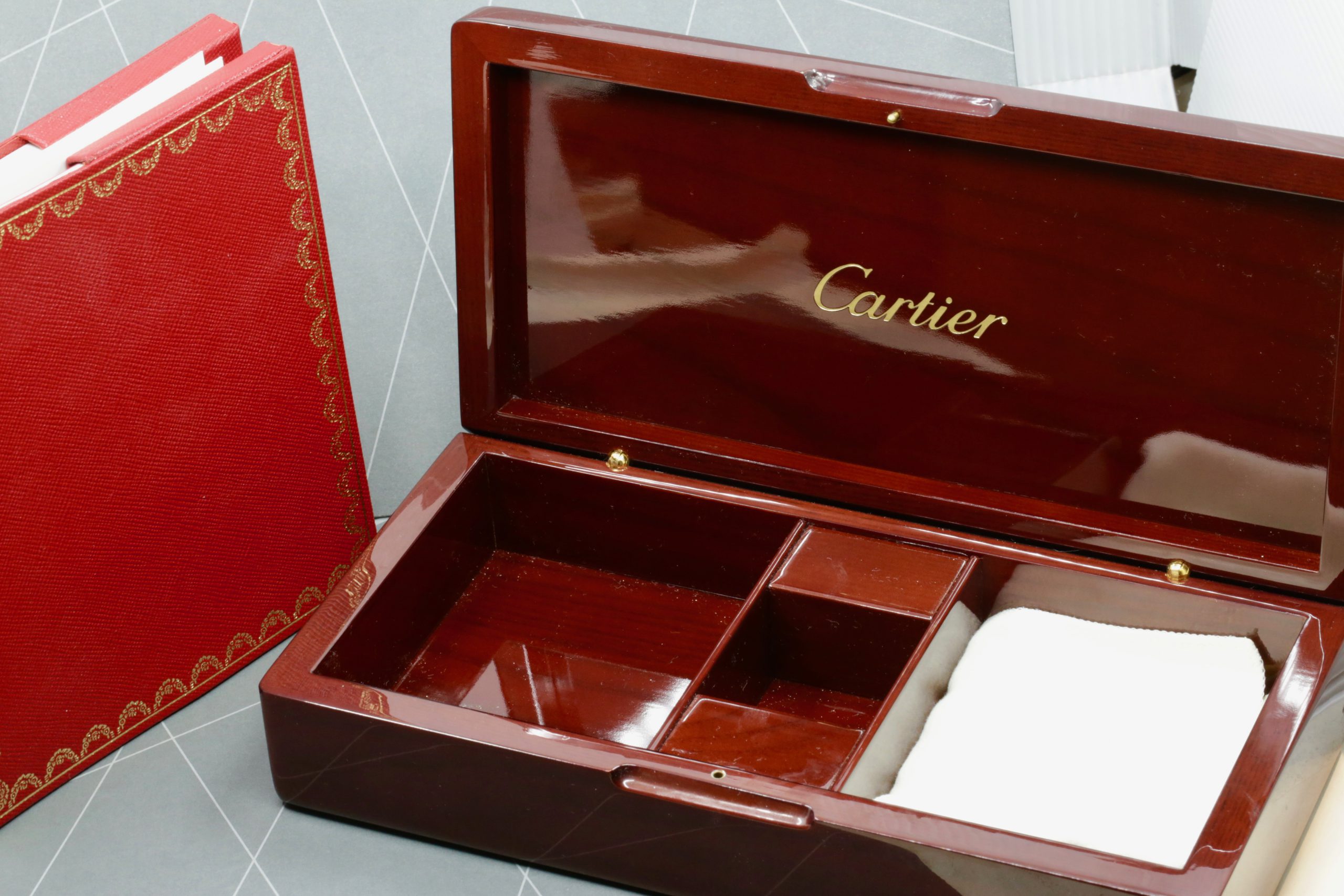 Cartier Tortue CPCP "Collection Prive", in 18ct Rose Gold, Silver Guilloche Roman Dial, on Black Cartier Alligator Strap with 18ct Rose Gold Cartier Deployant, Ref. 2498E, Circa: 2003, with Box & Books - Image 8
