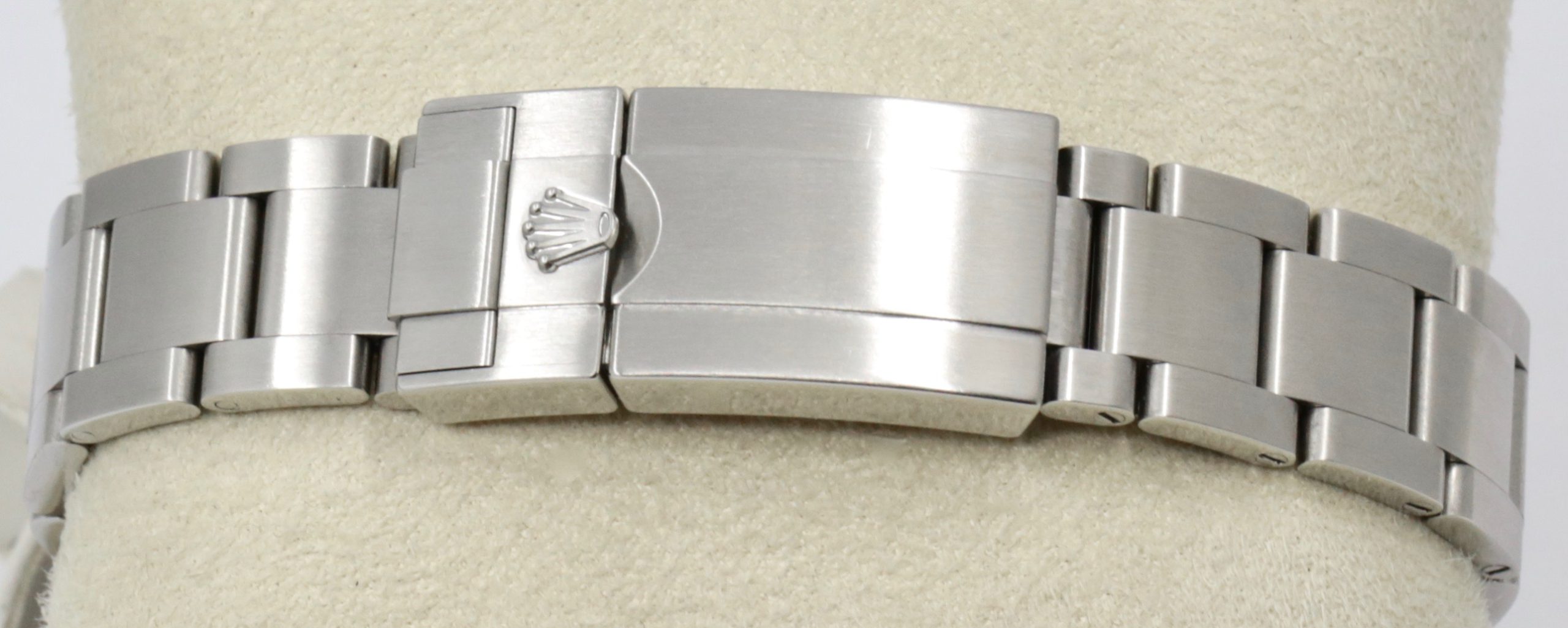 Rolex Explorer I, Stainless Steel, Black 3,6,9 Dial, on Stainless Steel Rolex Oyster Bracelet, Ref. 214270, Circa: 2020, Complete with Box, Books, Swing Tags, Rolex Warranty Card & Balance of 5 Year Rolex Warranty - Image 7
