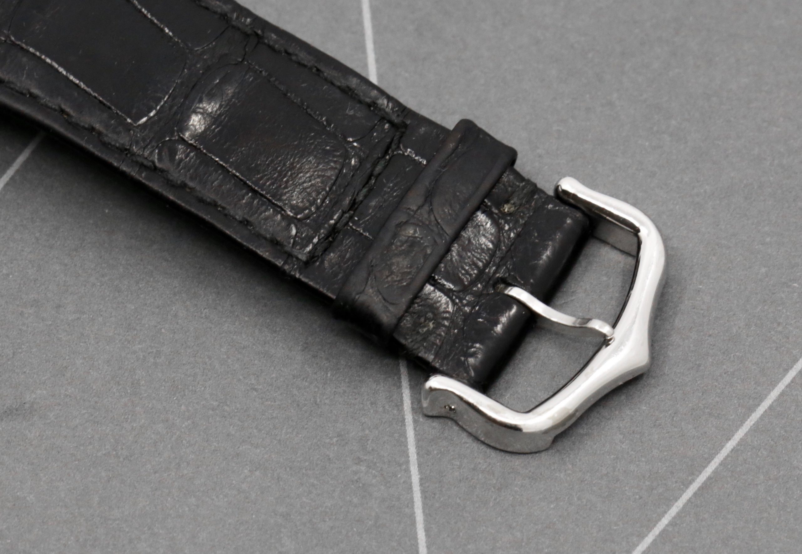 Cartier Baignoire, oversized in 18ct White Gold, Silver Roman Dial, on Black Alligator Cartier Strap with 18ct White Gold Cartier Tang Buckle, Ref. 3032. Circa 2016 $12800 - Image 5