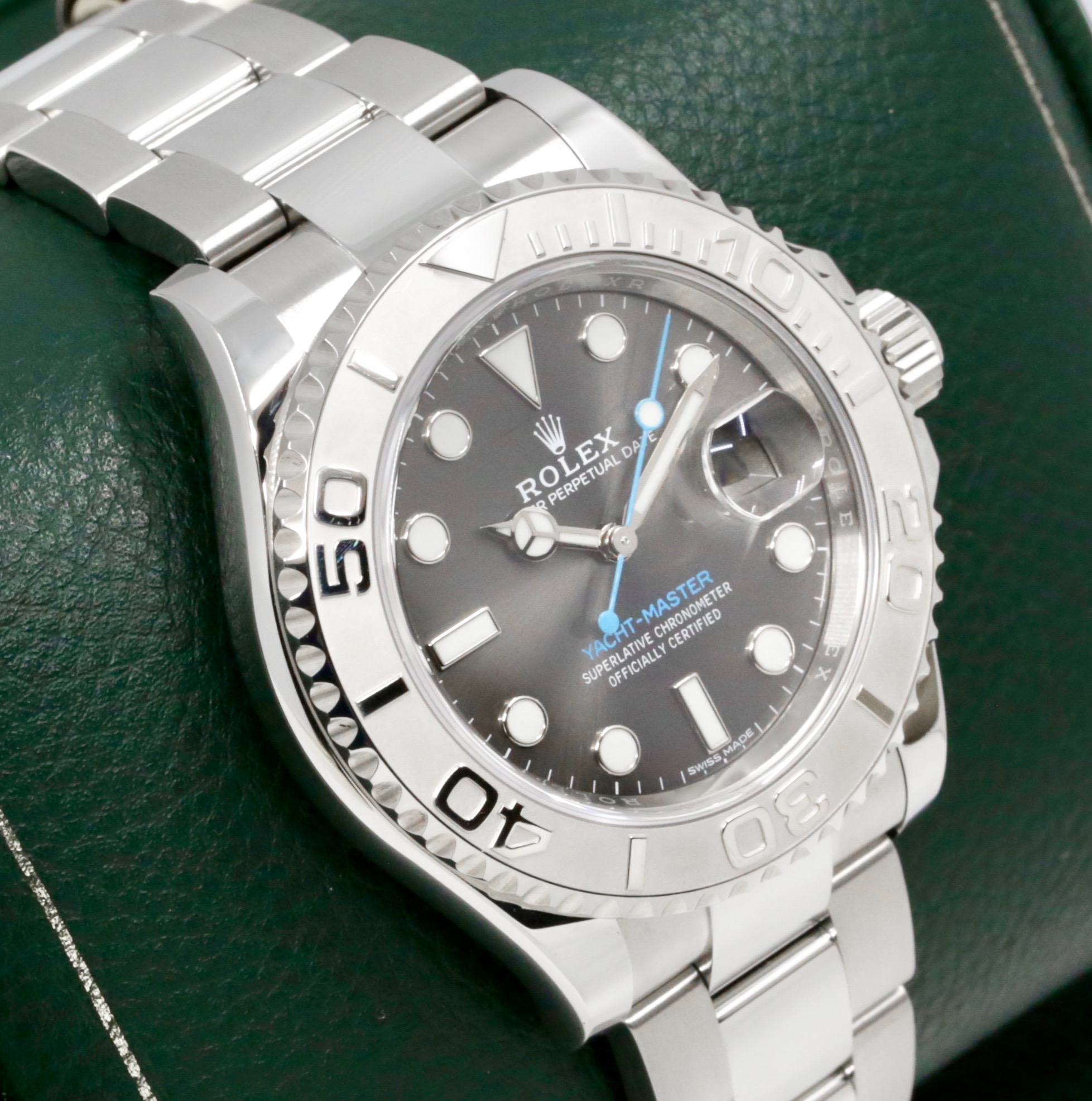 Rolex Yacht-Master 40 in Stainless Steel, Platinum Bezel, Rhodium Index Dial, on Rolex Stainless Steel Oyster Bracelet, Ref. 116622, Circa: 2018, with Box, Book and Rolex Warranty Card. - Image 3