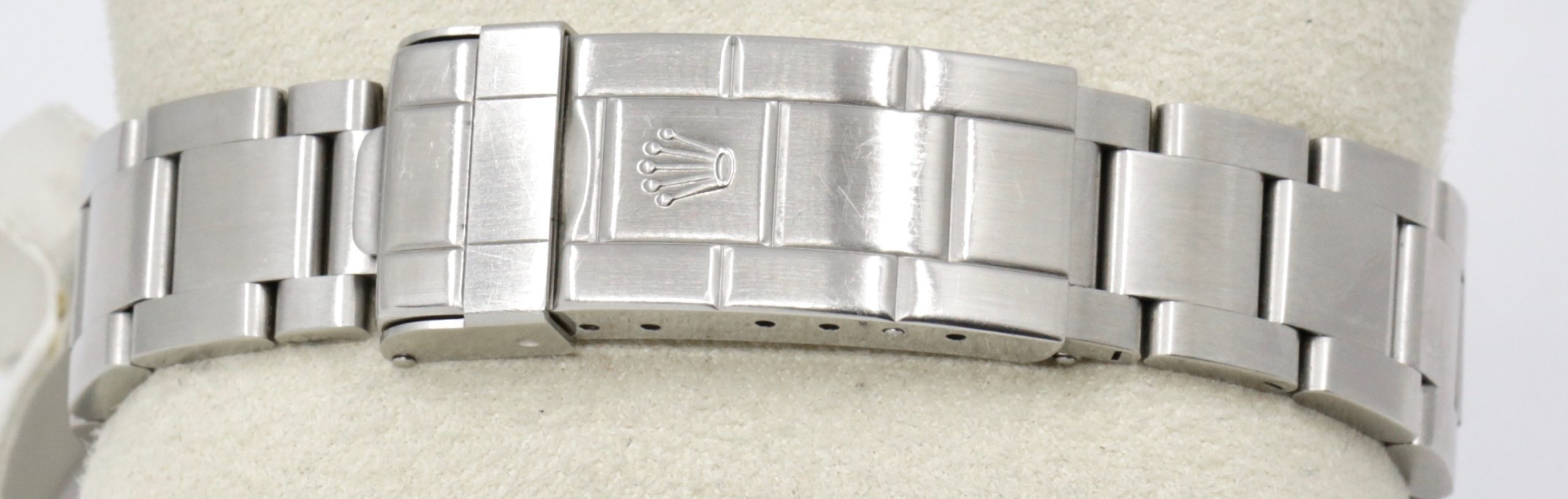 Rolex Submariner Date, Stainless Steel, Black Index Dial, Black Aluminum Bezel, on Stainless Steel Rolex Oyster Bracelet, Ref. 16610, Circa: 2006, with Box, Books, Swing Tags, & Rolex Warranty Certificate - Image 6