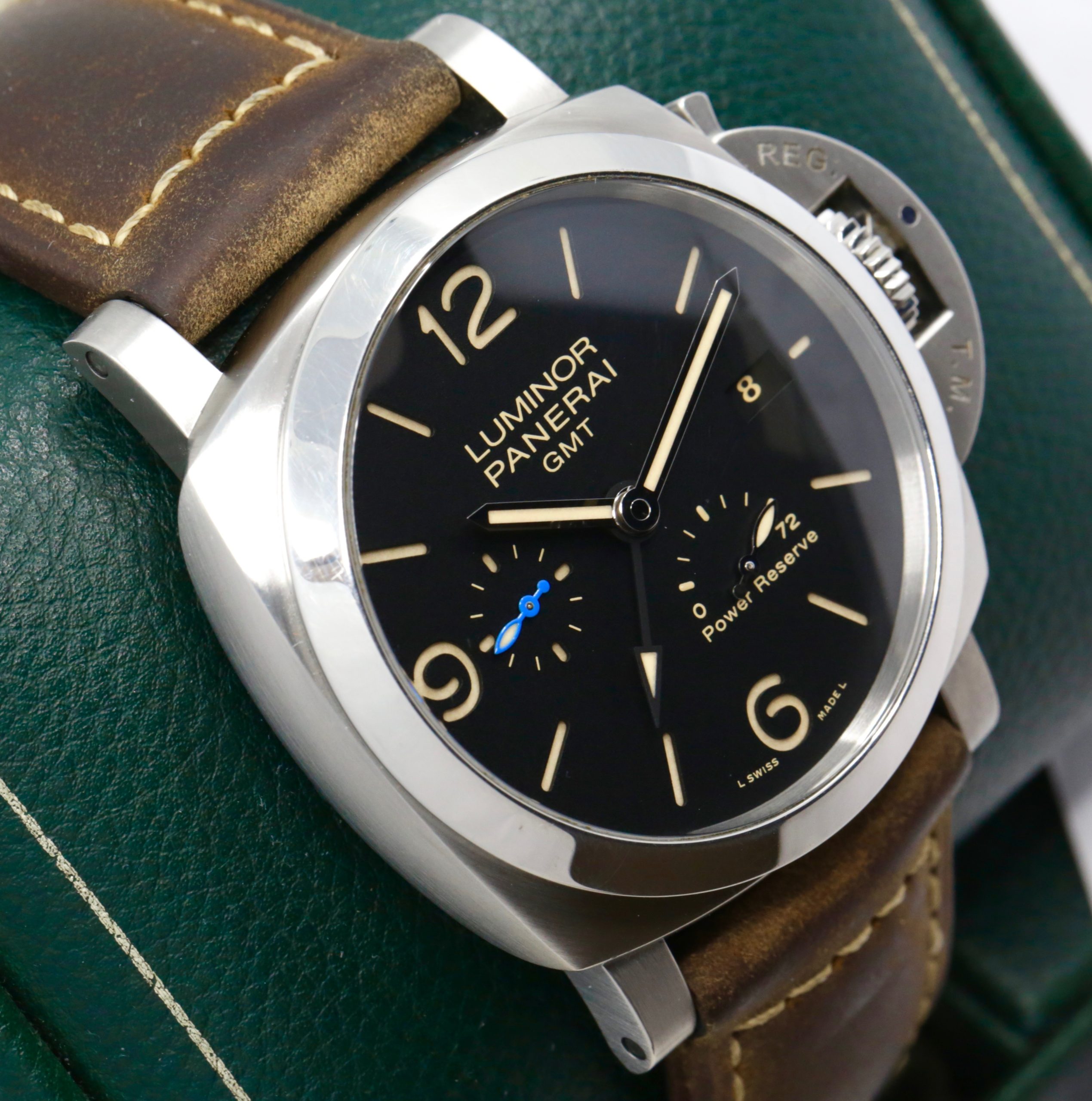 Panerai Luminor 1950 3 Days GMT in Stainless Steel, Black Dial with Arab and Index Markers, Power Reserve Indicator & Date, 44mm Case, Ref: PAM01321, Ca. 2017, with Box and Papers - Image 3