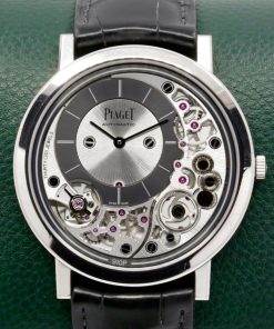 Piaget gents automatic cal 910P Altiplano 18ct white gold automatic GOA45123 full set. - MSRP $60,000 - ON SALE!! $22,200