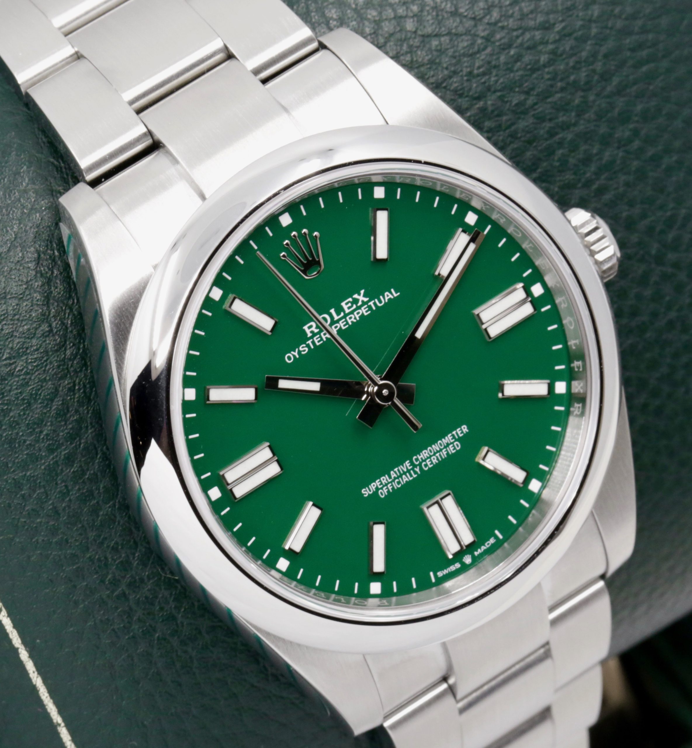 Rolex Oyster Perpetual 41 in Stainless Steel, Green Index Dial, on Rolex Oystersteel Bracelet, Ref. 124300, Circa: 2022, with Box, Books, Swing Tags, Rolex Warranty Card, & Balance of 5 Year Rolex Warranty - Image 3