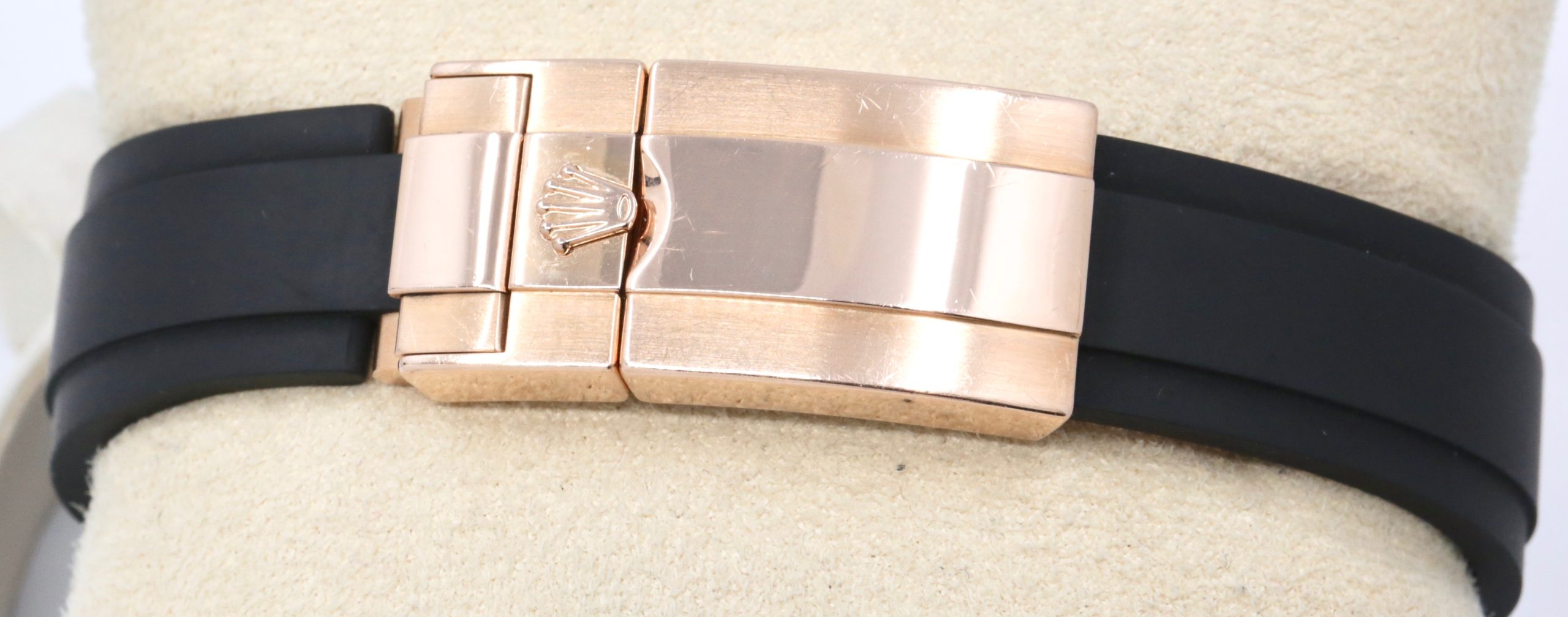 Rolex Yacht-Master 40, in 18ct Everose Gold, Black Index Dial, Black Ceramic Bezel, on Rolex Oysterflex Band with 18ct Everose Gold Rolex Deployant, Ref. 116655, Circa: 2016, with Box, Books, & Rolex Warranty Card - Image 6