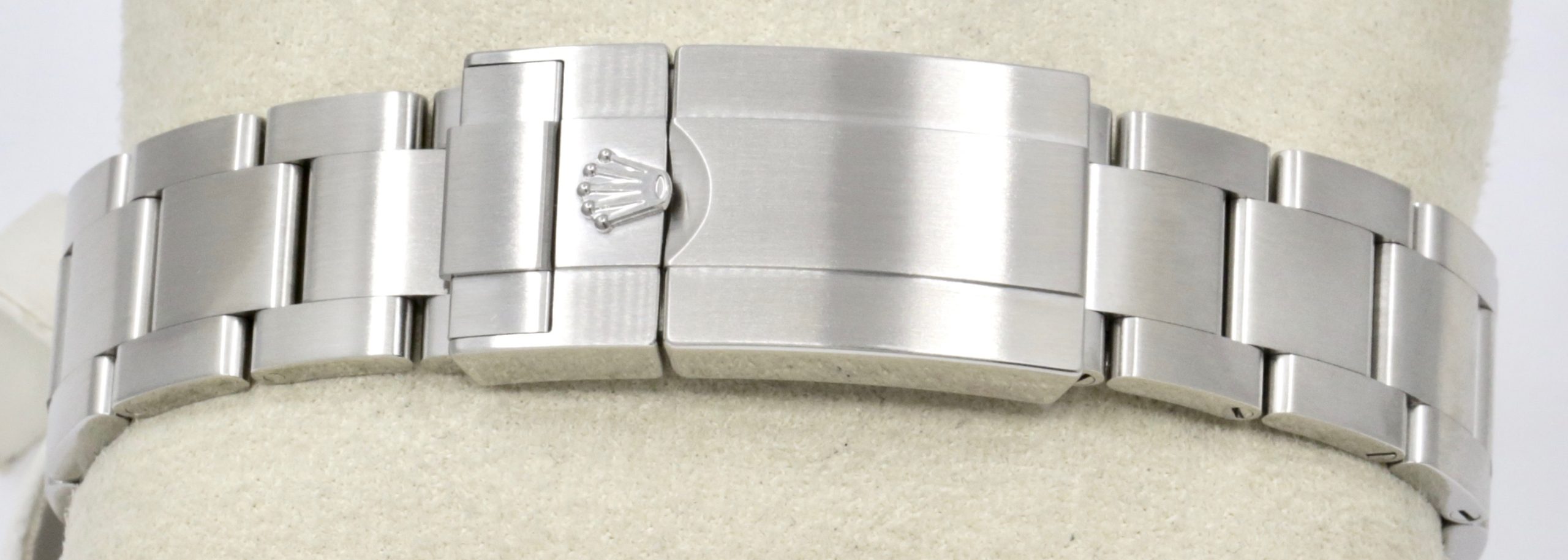 Rolex Explorer I, 40mm, Stainless Steel, 3,6,9 Explorer Dial, on Stainless Steel Rolex Oyster Bracelet, Ref. 224270, Circa: 2023, with Box, Books, Swing Tags, Rolex Warranty Card & Balance of 5 Year Rolex Factory Warranty - Image 6
