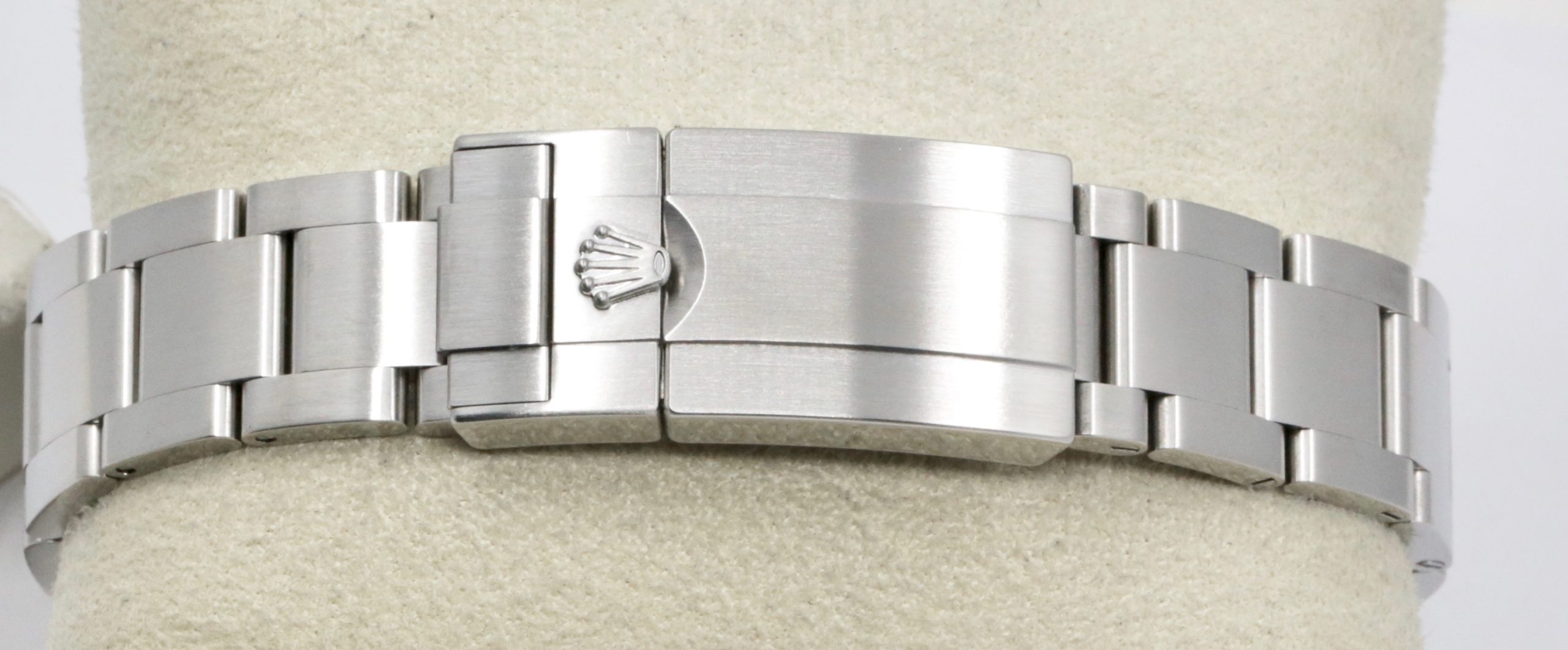 Rolex Explorer I, 39mm in Stainless Steel, Black 3,6,9 Mark 1 Dial on a Rolex Oystersteel Bracelet, Ref. 214270, Circa: 2017, Box, Books, & Rolex Warranty Card - Image 6