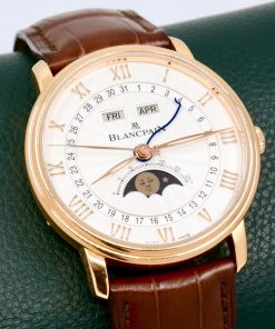 Blancpain Villeret Quantième Moonphase & Triple Date Automatic in 18ct Rose Gold Silver Roman Dial with Rose Gold Time Hands, Serpent Date Hand. Officer Case Back on a Blancpain Alligator Strap with 18ct Rose Gold Blancpain Deployant. Ref 6664-3642-55B, Circa: 2016, with Box, Book and Blancpain Warranty Card - MSRP: $51,900, OUR PRICE: $19,800 inc GST