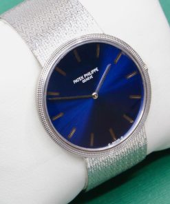 Vintage Patek Philippe Calatrava, in 18ct White Gold, Solid Gold Metallic Blue Dial with White Gold Index Markers, on 18ct White Gold Patek Philippe Integrated Bracelet, Ref. 3588/1, Circa: 1973, with Patek Philippe Extract  from Archives Certificate