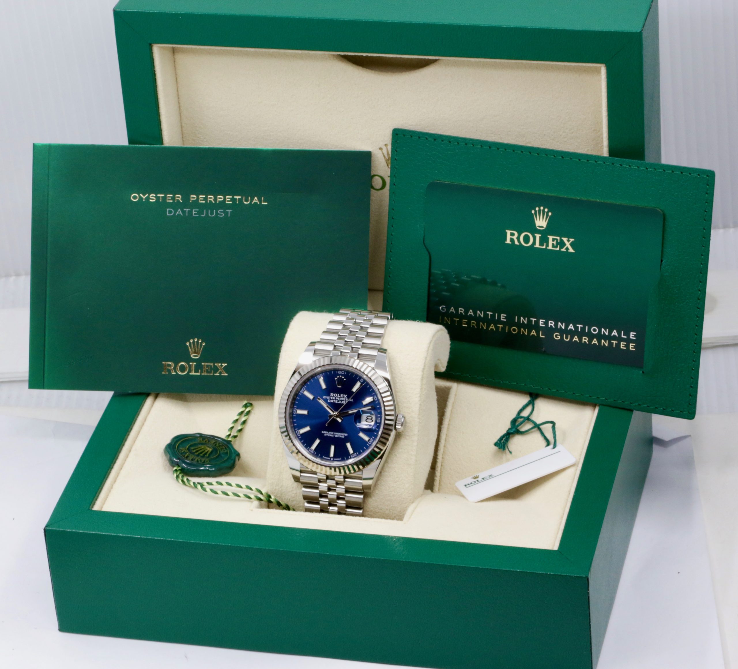 Rolex Datejust 41, Stainless Steel, 18ct White Gold Fluted Bezel, Blue Index Dial, on Stainless Steel Rolex Jubilee Bracelet, Ref. 126334, Circa: 2022, with Box, Books, Rolex Warranty Card & Balance of 5 Year Rolex Factory Warranty - Image 7