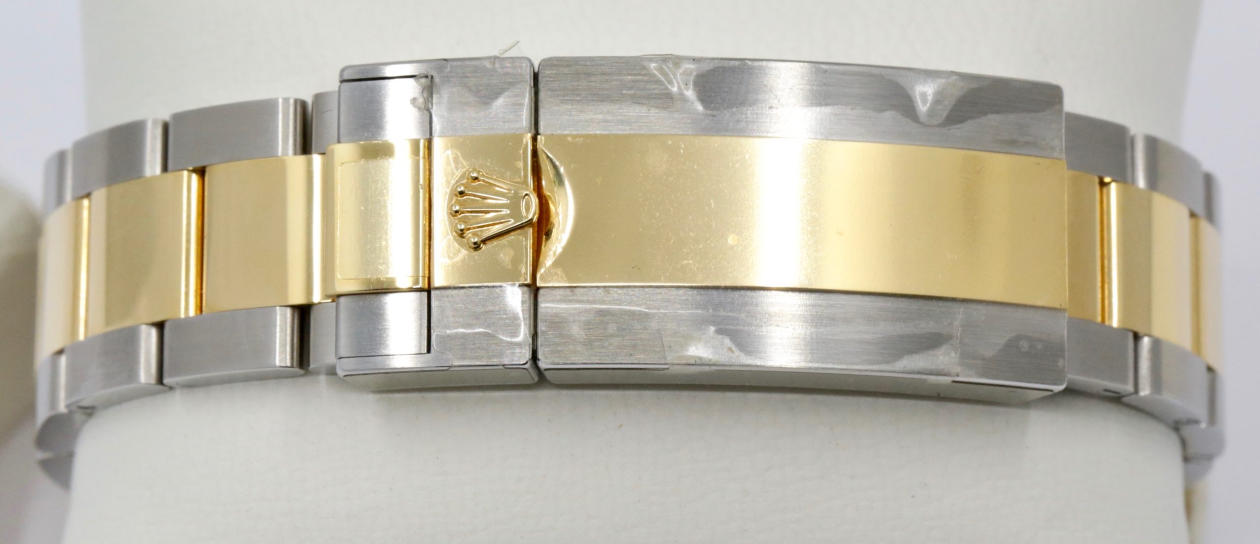 Rolex Sea Dweller 43 "Anniversary" in Stainless Steel &18ct Yellow Gold, Black Index Dial on Stainless Steel & 18ct Yellow Gold Rolex Oyster Bracelet, Ref: 126603, Circa: 2021, Complete with Box, Papers, Swing Tags & Balance of 5 Year Rolex Factory Warranty. - BIG DISCOUNT OFF $32,100 RRP!! - Image 6