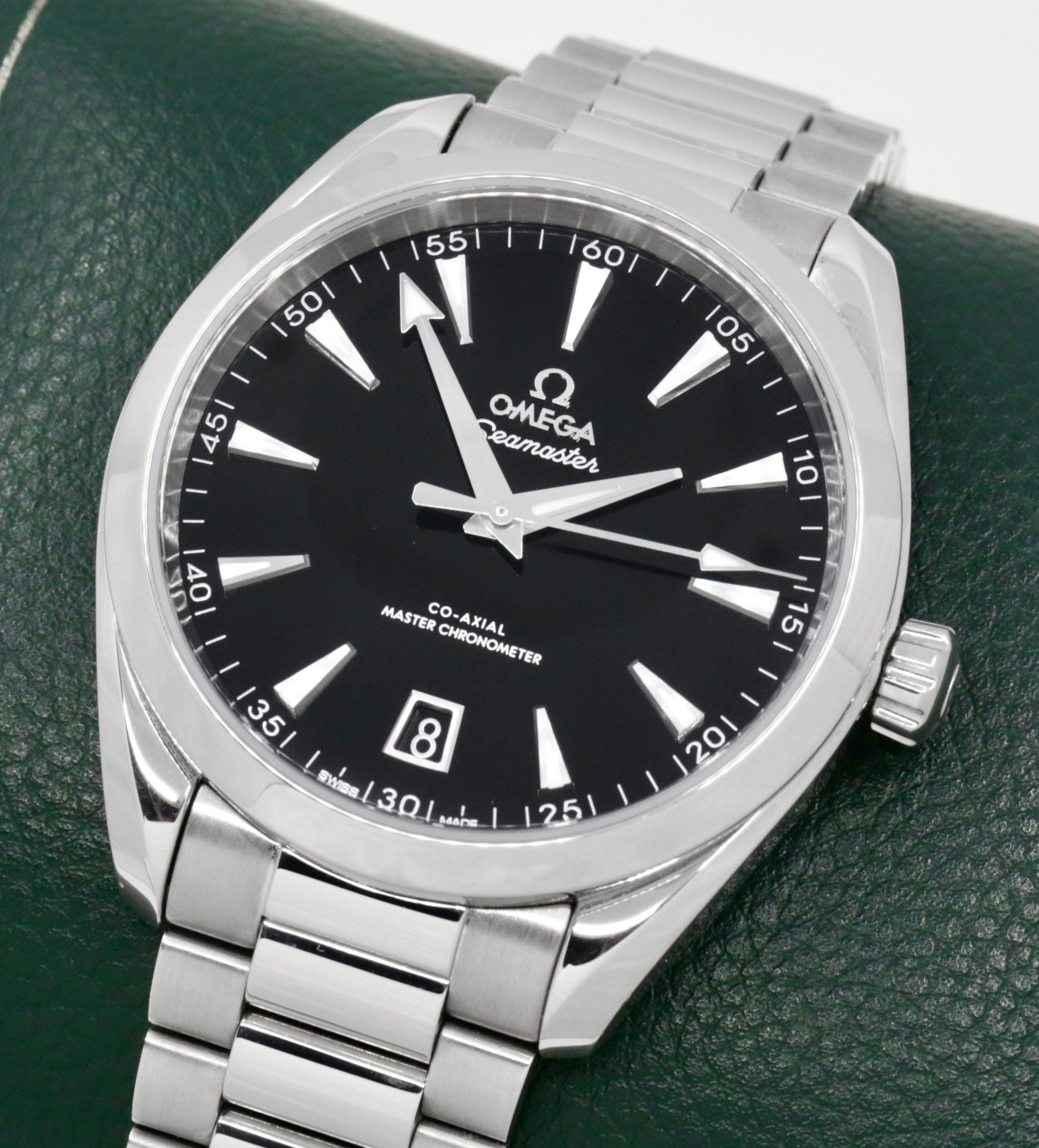 Omega Seamaster Aqua Terra 150 metre in Stainless steel 41mm case, black index dial on a Omega Stainless Steel Bracelet. Ref: 220.10.41.21.01.002. Ca. 2024, Box, Book, Omega Warranty Cards & Balance of 5 Year Omega Factory Warranty - Image 2