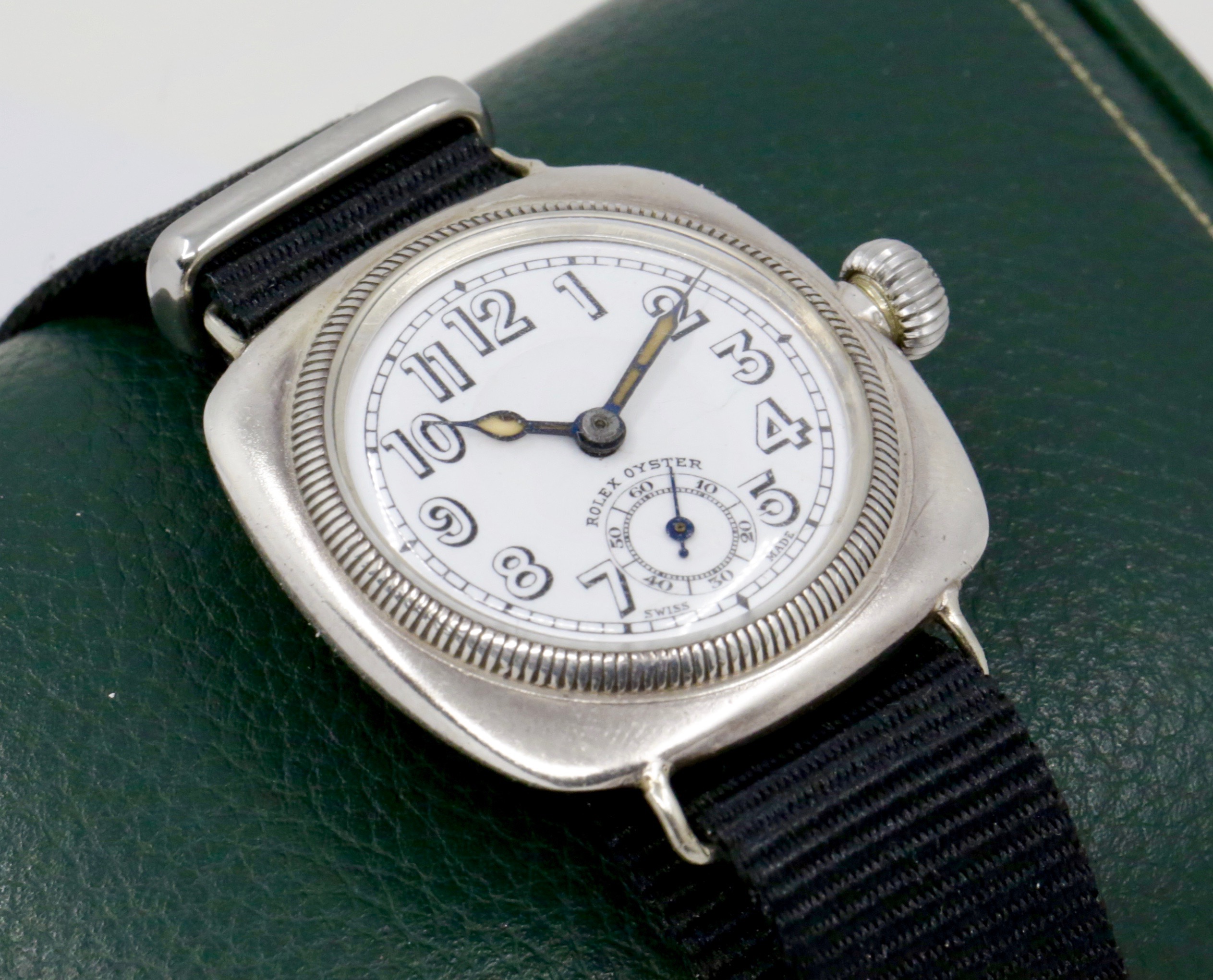 Vintage Rolex Series 1 Cushion Shaped Oyster, in 0.925 Silver, Original Glass Enamel Arab Dial with Sub-Seconds, Original Rolex "Onion" Crown, Circa: 1925 - Image 4