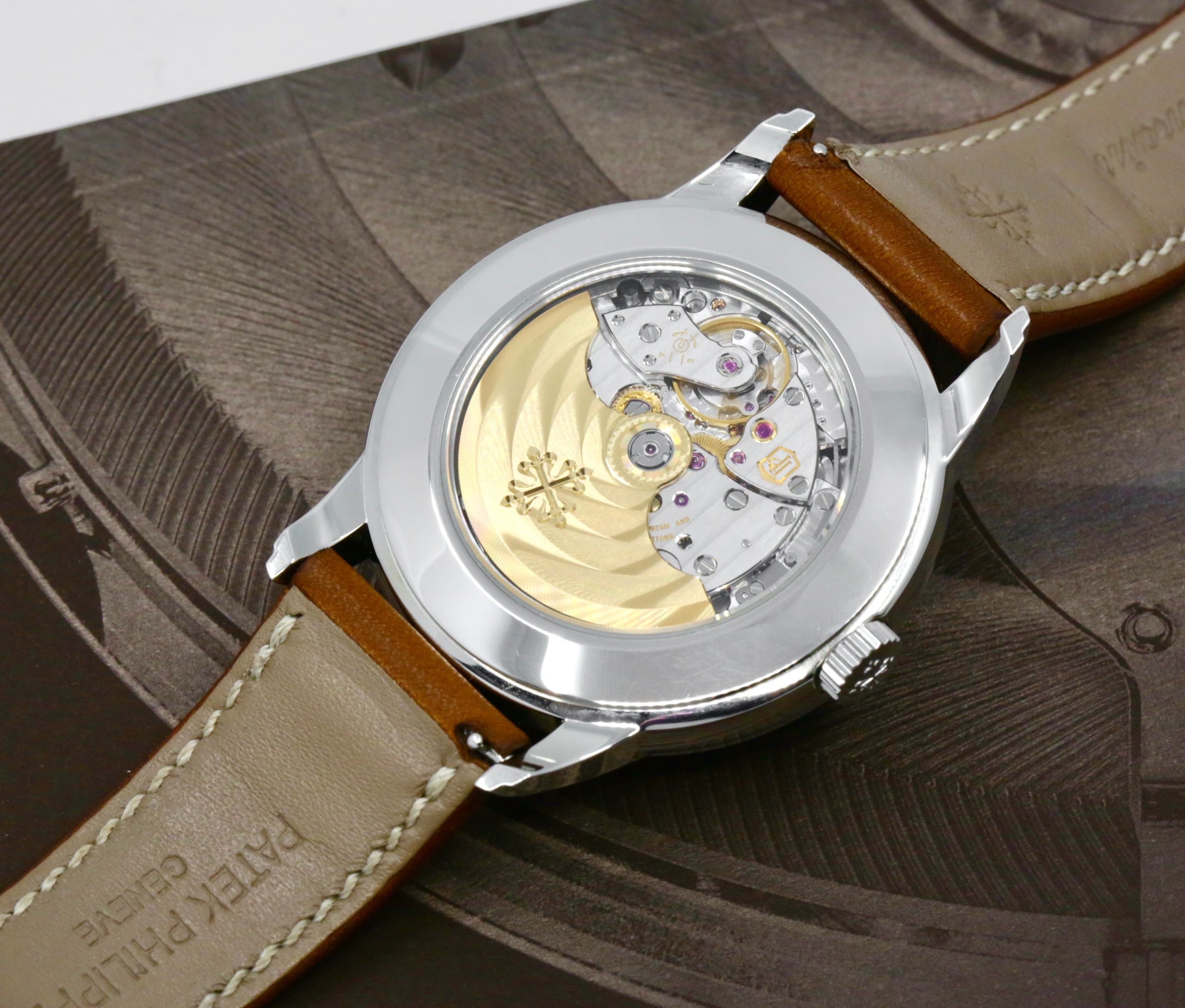 Patek Philippe Calatrava Weekly Calendar, Stainless Steel, Silver Opaline Dial, on Brown Patek Philippe Leather Strap with Stainless Steel Patek Philippe Tang Buckle, Ref. 5212A-001, Circa: 2021, with Box, Papers & Additional Custom-made Artisans Red Alligator Strap - Image 8