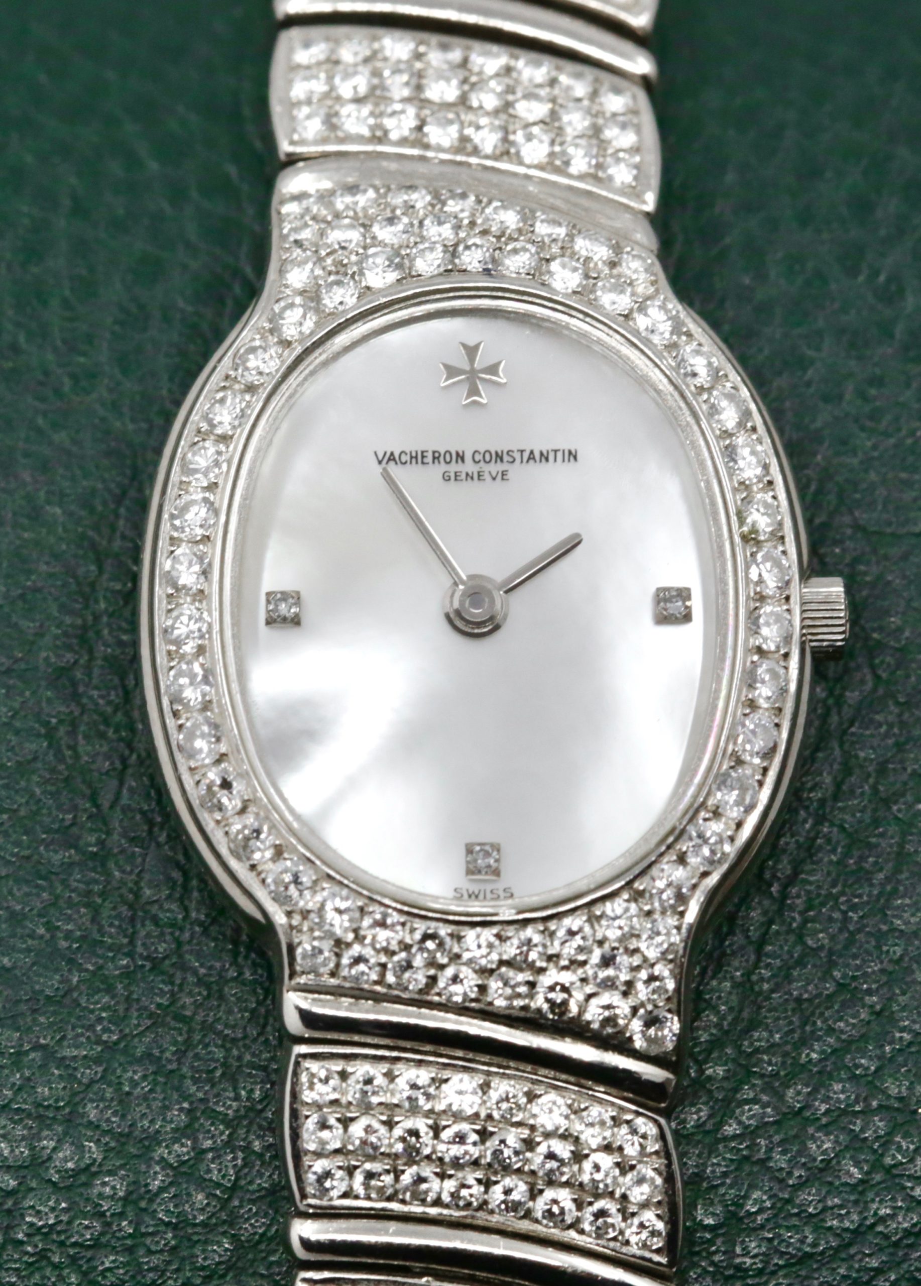 Vacheron Constantin Ladies Watch in 18ct White Gold, Diamond Set Bezel with a Mother Of Pearl Dial Set with Diamonds at 3, 6, 9. Integrated 18ct White Gold Bracelet Set with Diamonds. Ref: 27036/PB is part of the Absolues Collection with a Quartz Movement. Circa 1990's - Image 2