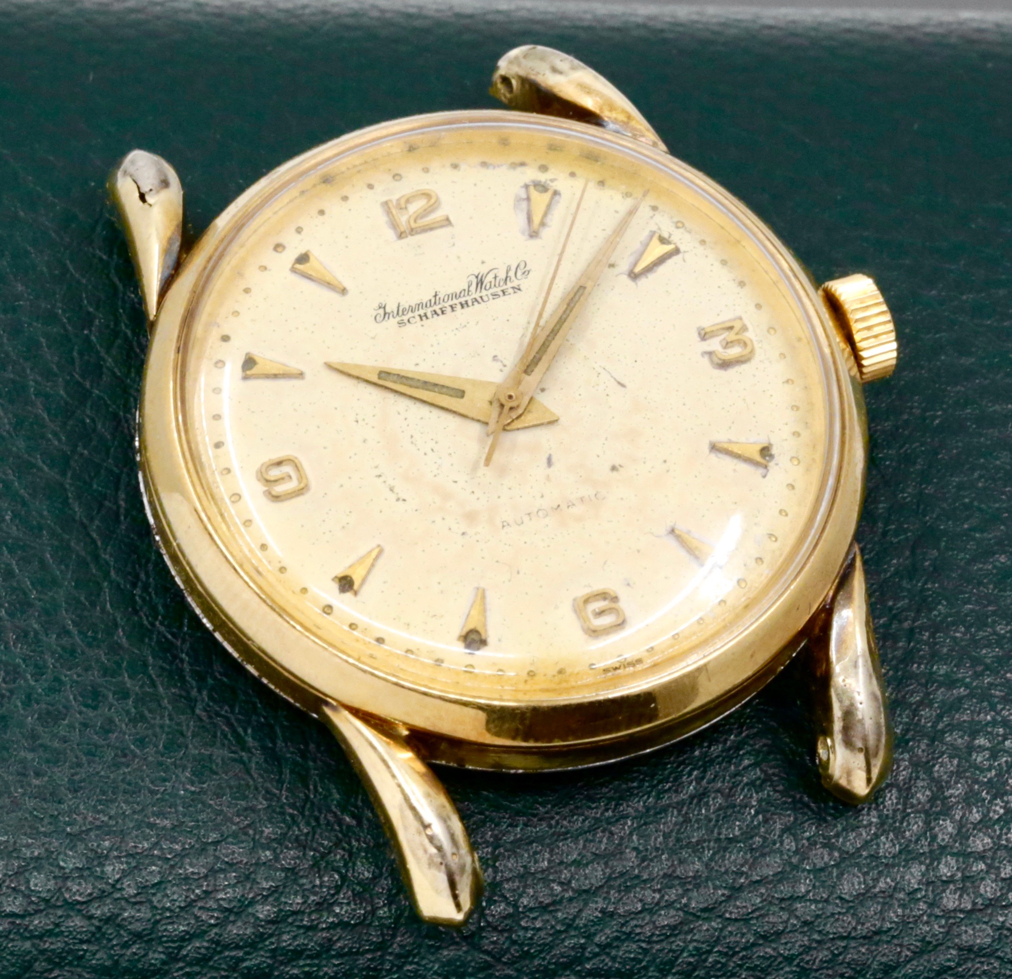 IWC Schaffhausen Classic vintage Watch, Cal. 852 Movement, Gold Plated Case with a Stainless Steel Case Back, Original Ivory Dial Showing 3,6,9,12 and Index Markers, Circa 1960's - Sold as Traded