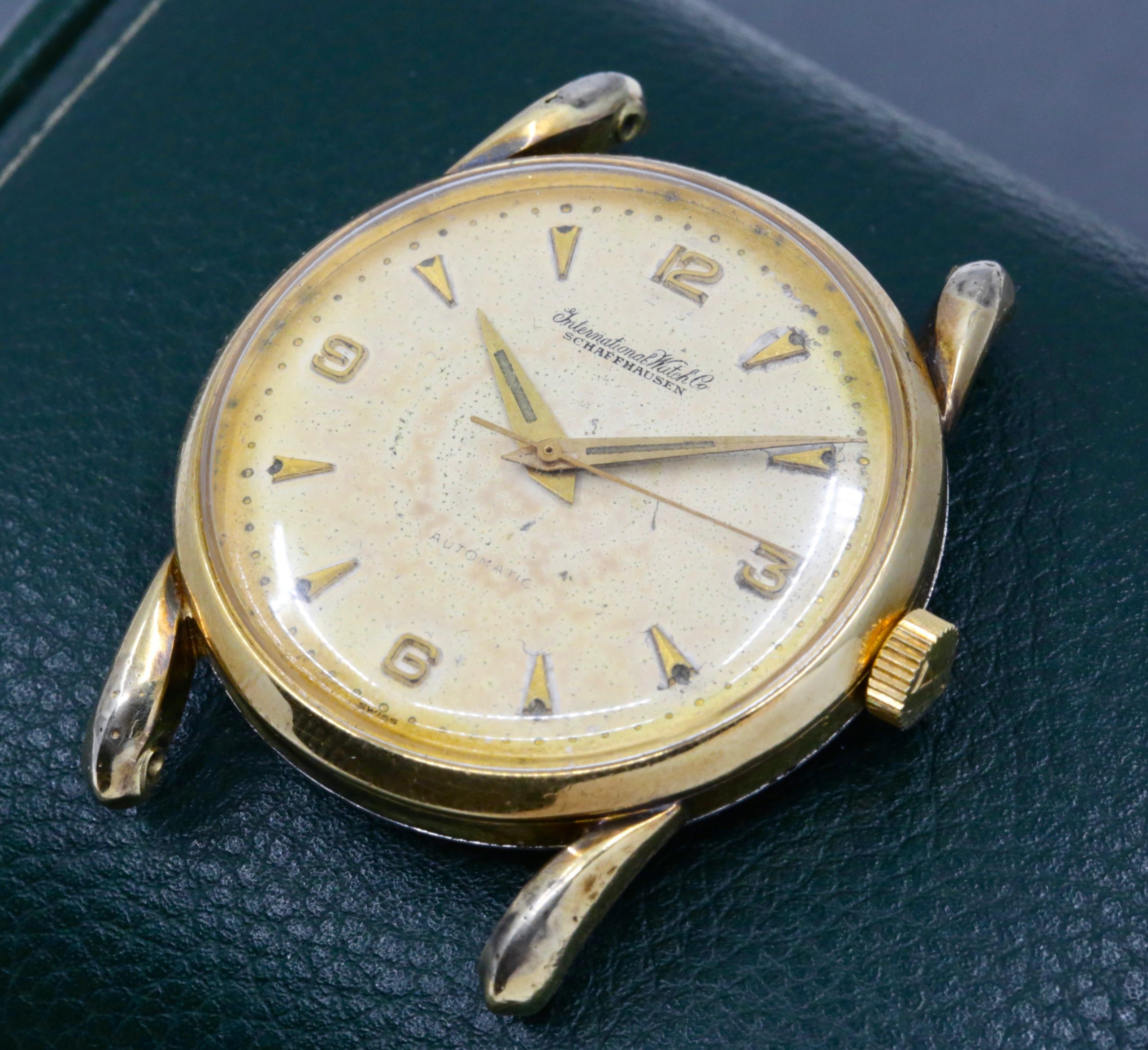 IWC Schaffhausen Classic vintage Watch, Cal. 852 Movement, Gold Plated Case with a Stainless Steel Case Back, Original Ivory Dial Showing 3,6,9,12 and Index Markers, Circa 1960's - Sold as Traded - Image 2