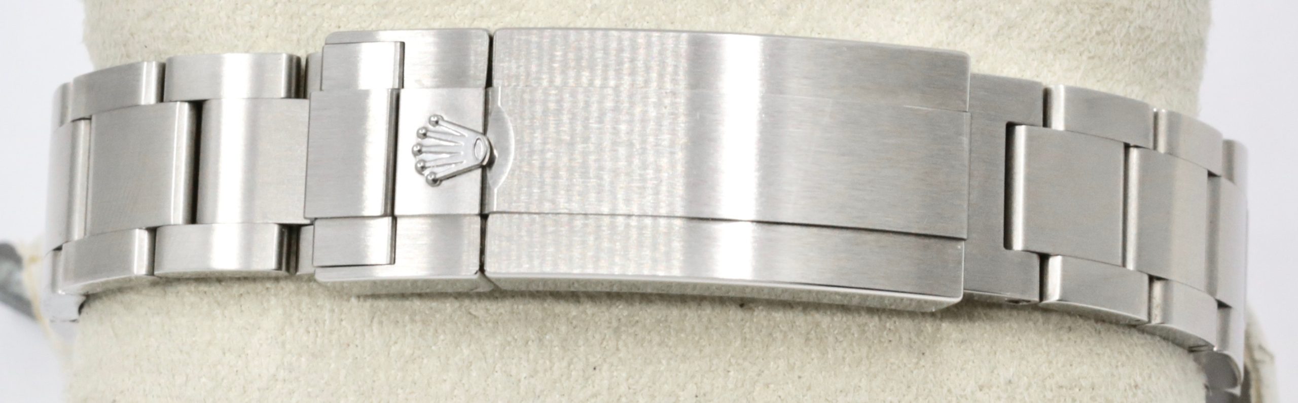 Rolex Deepsea "James Cameron", 44mm, Stainless Steel, Black Ceramic Bezel, with Blue to Black Gradient Dial, on Stainless Steel Rolex Oyster Bracelet, Ref. 116660, Circa: 2016, Complete with Box, Books, Green & White Swing Tags, Bezel Protector, & Rolex Warranty Card - Image 6