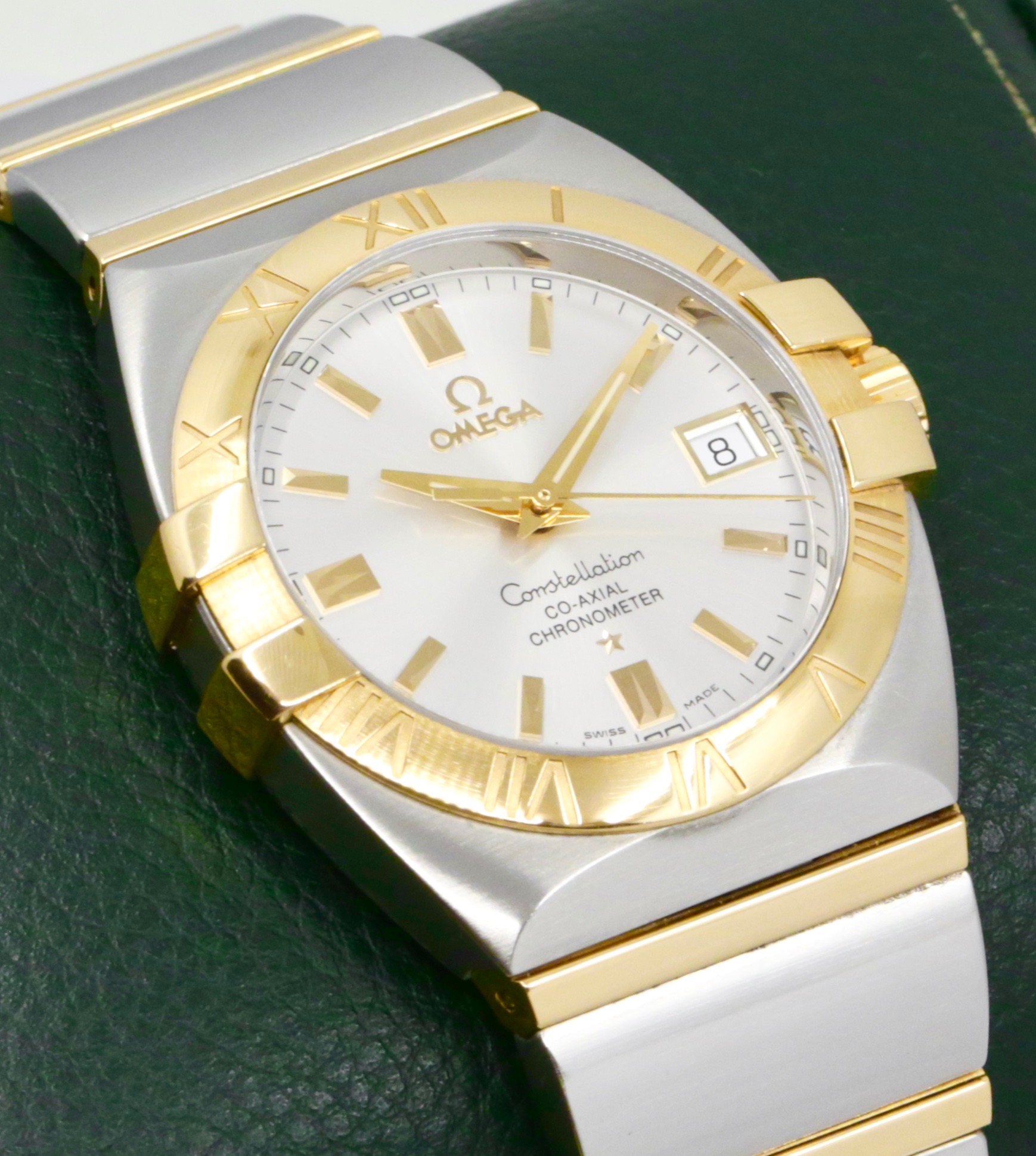 Omega Constellation Double Eagle, Co-Axial Chronometer, in Stainless Steel & 18ct Yellow Gold, Silver Index Dial with Date, on Stainless Steel & 18ct Yellow Gold Bracelet, Ref. 1201.30.00 , Circa: 2007, with Box, Book, Omega Folder & Omega Warranty Cards - Image 3