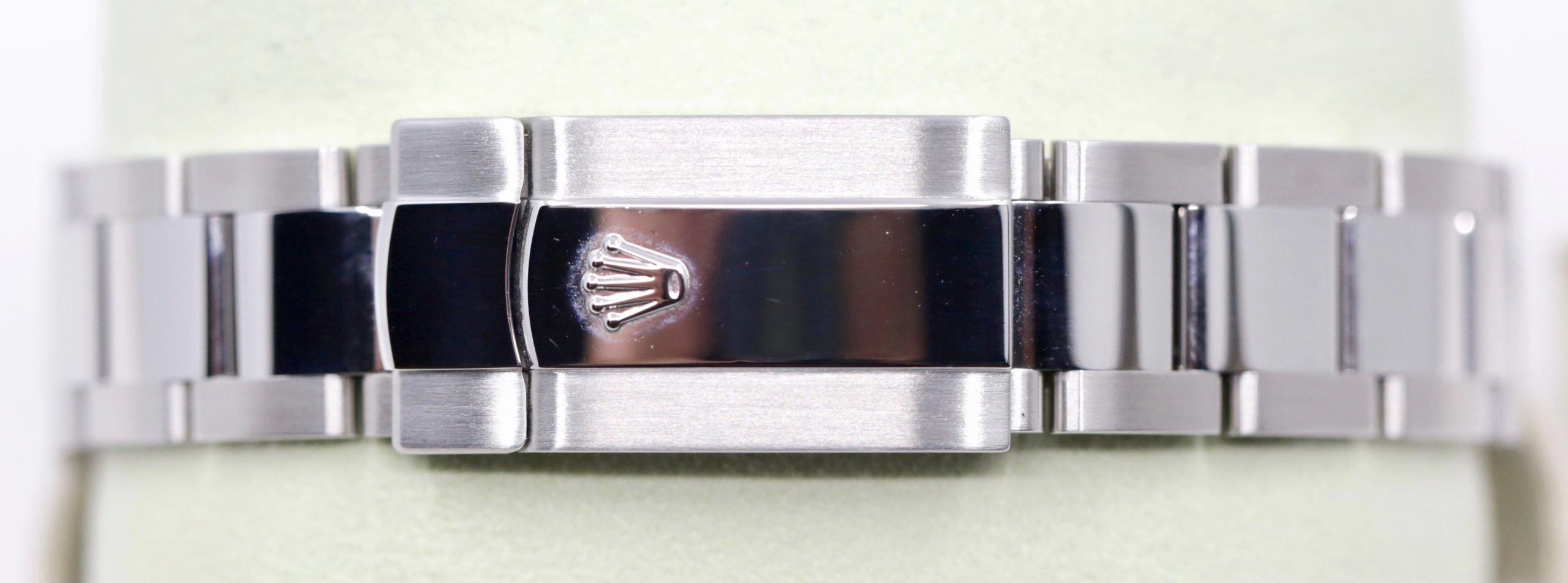 Rolex Datejust II, Stainless Steel, 18ct White Gold Fluted Bezel, Silver Index Dial, Rolex Oystersteel Bracelet, Ref. 116334, Box Book Rolex Warranty Card, Circa: 7/2013, - Image 4