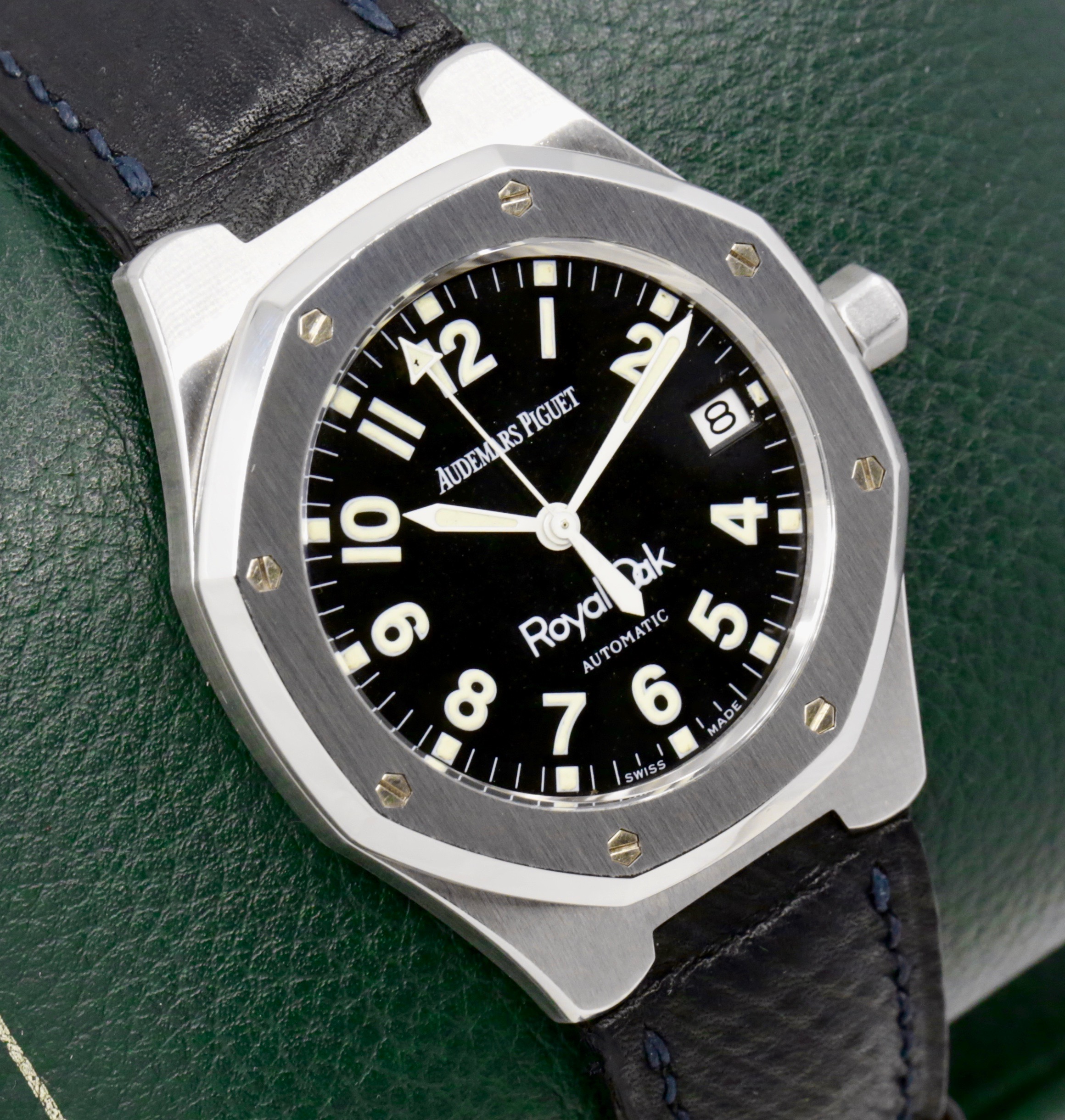Audemars Piguet Royal Oak, Ref. 14800ST, 36mm Stainless Steel Case, Black Arab Dial, on Black Leather Strap with Stainless Steel Audemars Piguet Deployant, Circa: 1997 - Image 3
