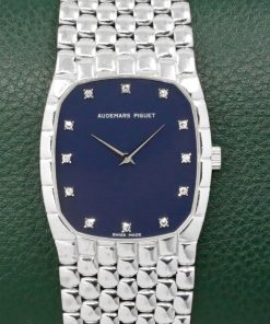 Audemars Piguet Wristwatch in 18ct White Gold, Factory Set Blue Diamond Dial, on a 18ct White Gold Audemars Piguet Integrated Bracelet, Circa: 1990's