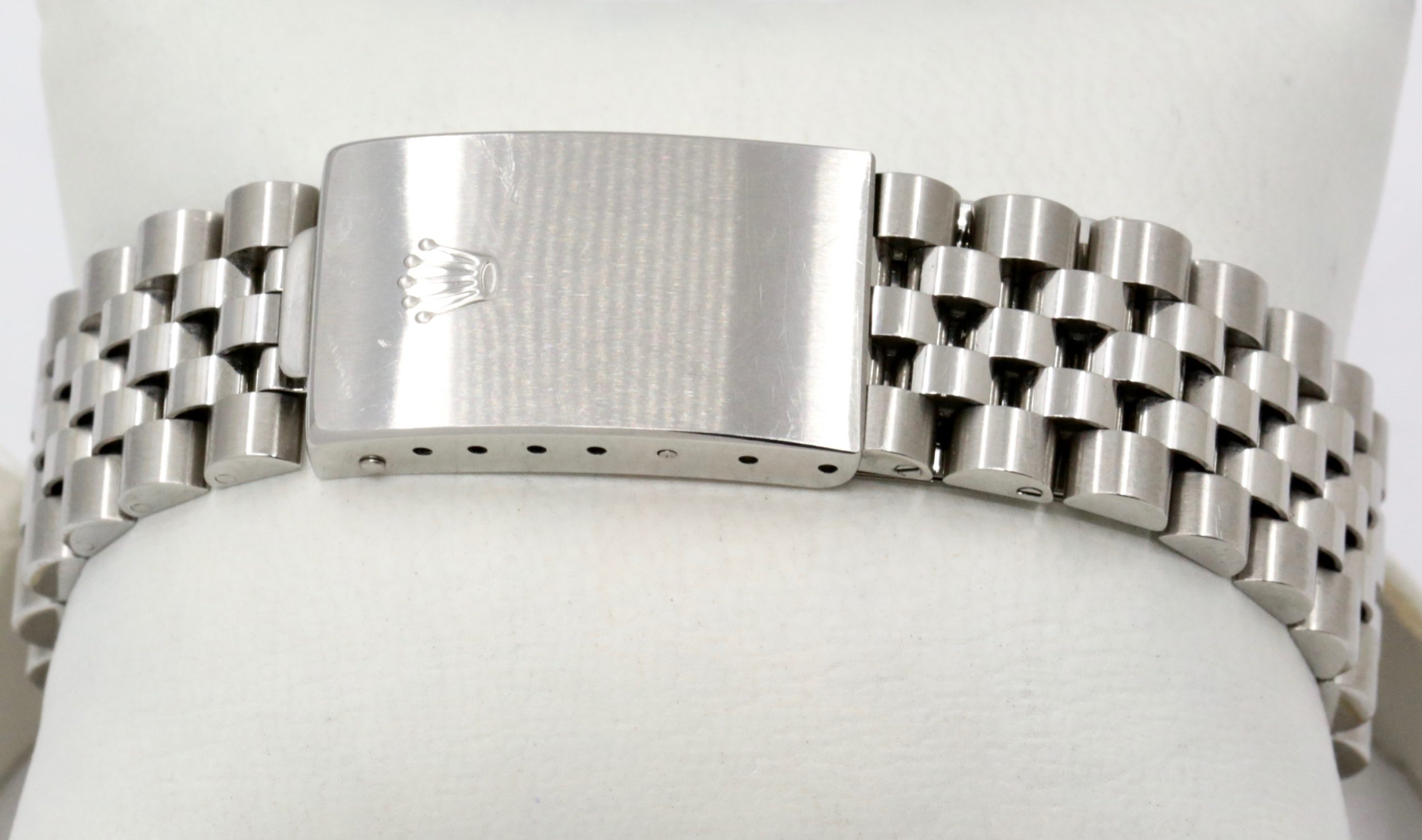 Rolex GMT-Master II "Pepsi", Ref. 16710, Stainless Steel, Blue & Red Aluminium Bezel, Black Index Dial, on Stainless Steel Rolex Jubilee Bracelet, with Rolex Folder & Rolex Warranty Certificate, Sold New in April of 2008 - Image 6