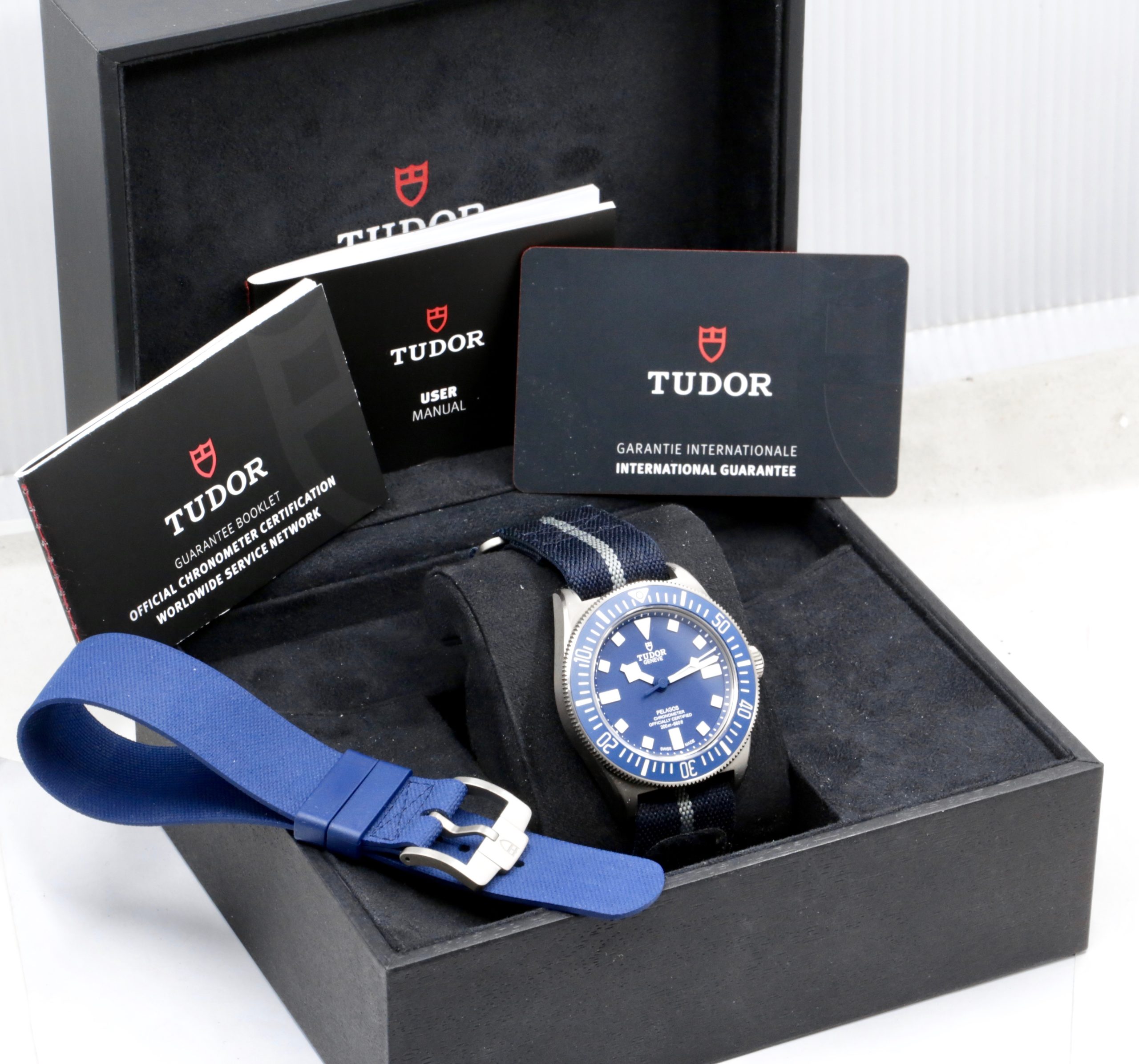Tudor Pelagos FXD "Marine Nationale", 42mm Titanium Case, Blue Aluminium Rotating Bezel, Blue Index Dial, on Tudor Fabric Strap, Ref. 25707B, Circa: 2022, with Box, Papers, Additional Tudor Rubber Strap & Balance of 5 Year Tudor Warranty - Image 7