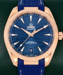 Omega Seamaster Aqua Terra 41, in 18ct Sedna Rose Gold, Blue Index Dial with Date, on Blue Omega Rubber Strap with 18ct Sedna Rose Gold Omega Deployant, Ref.  220.52.41.21.03.001, Circa: 2020, Complete with Box, Books, Omega Folder, & Omega Warranty Cards *MINT CONDITION!!