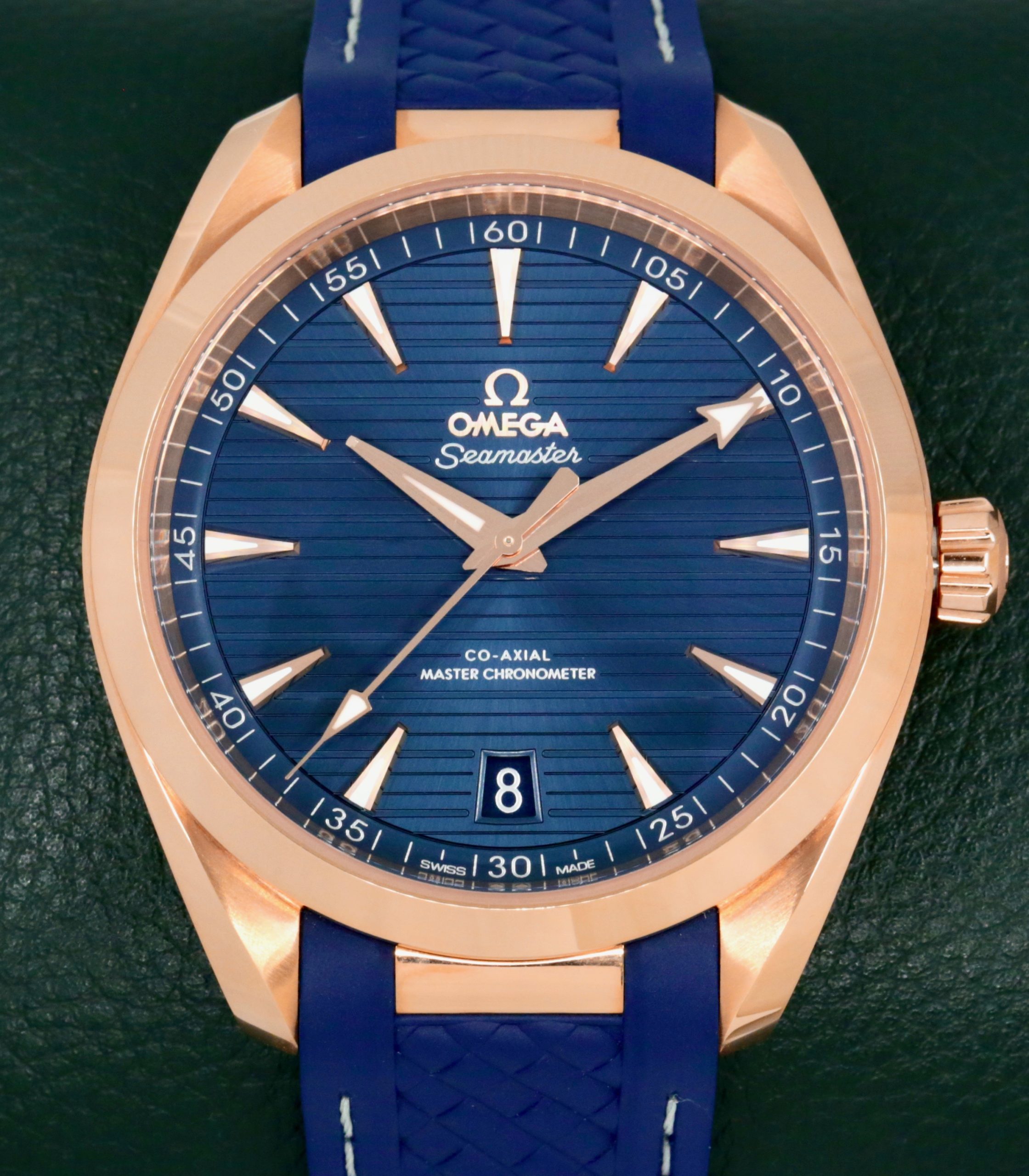 Omega Seamaster Aqua Terra 41, in 18ct Sedna Rose Gold, Blue Index Dial with Date, on Blue Omega Rubber Strap with 18ct Sedna Rose Gold Omega Deployant, Ref. 220.52.41.21.03.001, Circa: 2020, Complete with Box, Books, Omega Folder, & Omega Warranty Cards *MINT CONDITION!! - Image 5