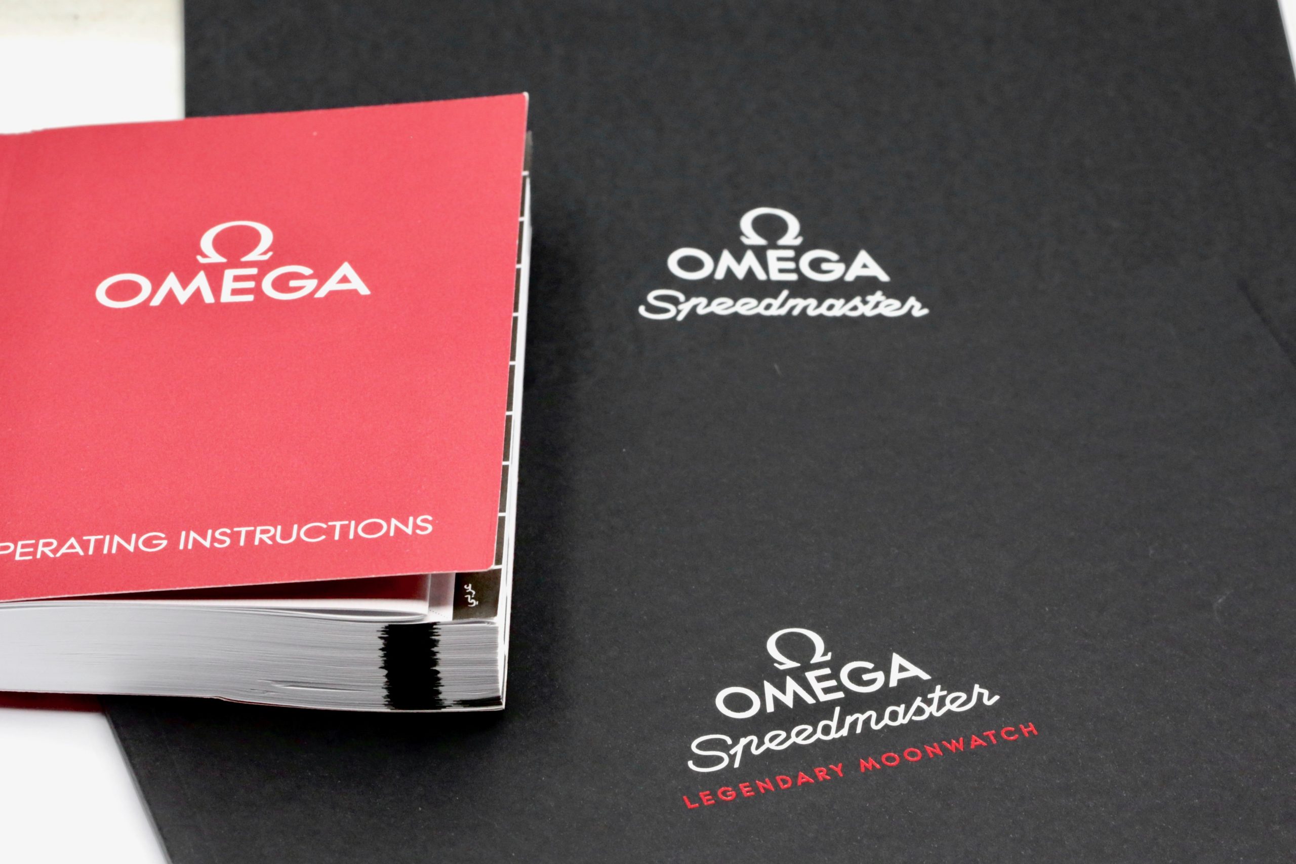 Omega Speedmaster Professional "Big Box Speedy", Stainless Steel, Hesalite Crystal, Black Index Dial, on Stainless Steel Omega Bracelet, Ref. 311.30.42.30.01.005, Circa: 2018, Complete with Box, Books & Omega Warranty Cards - Image 10