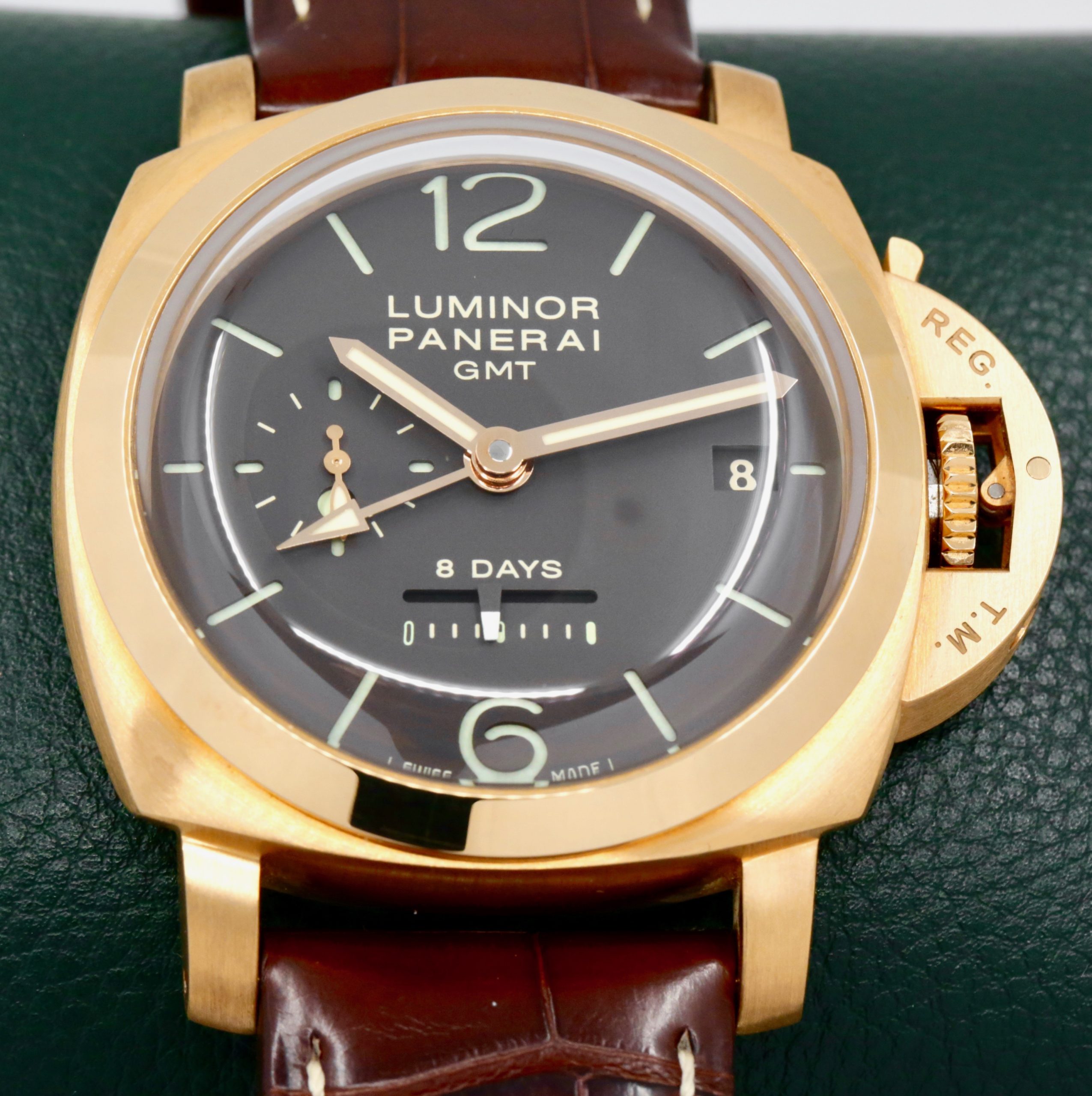 Panerai Luminor 1950 GMT 8 Days GMT Oro Rosa, in 18ct Rose Gold, Brown Sandwich Dial, on Panerai Alligator Strap & 18ct Rose Gold Panerai Tang Buckle, Ref: PAM00289, Circa: 2009, Complete with Box & Papers, - Image 3