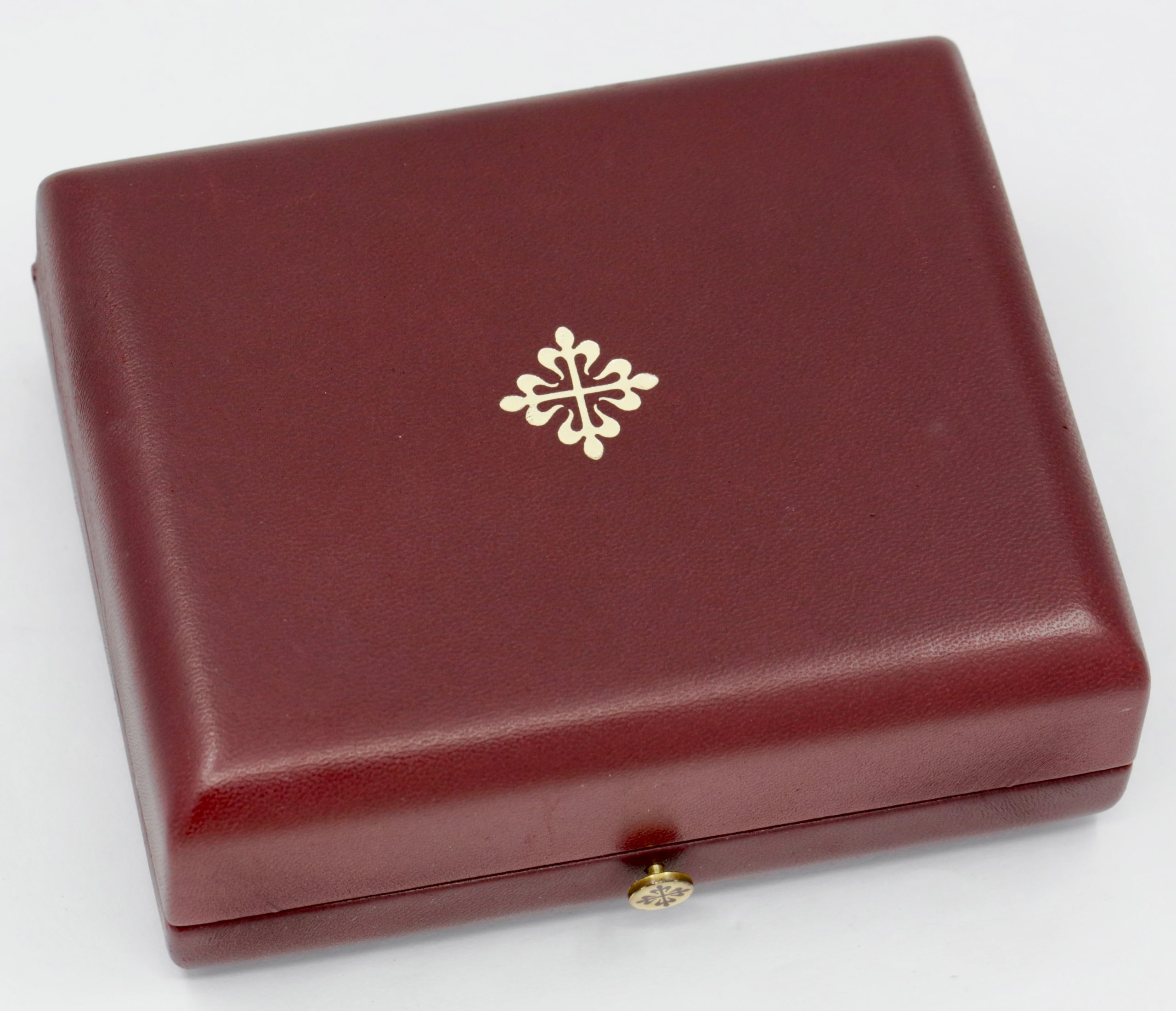Patek Philippe Twenty~4 Ring, in 18ct White Gold, Stamped "PP & Co", Set with Diamonds and Sapphire Cabochons, with Patek Philippe Box - Image 5