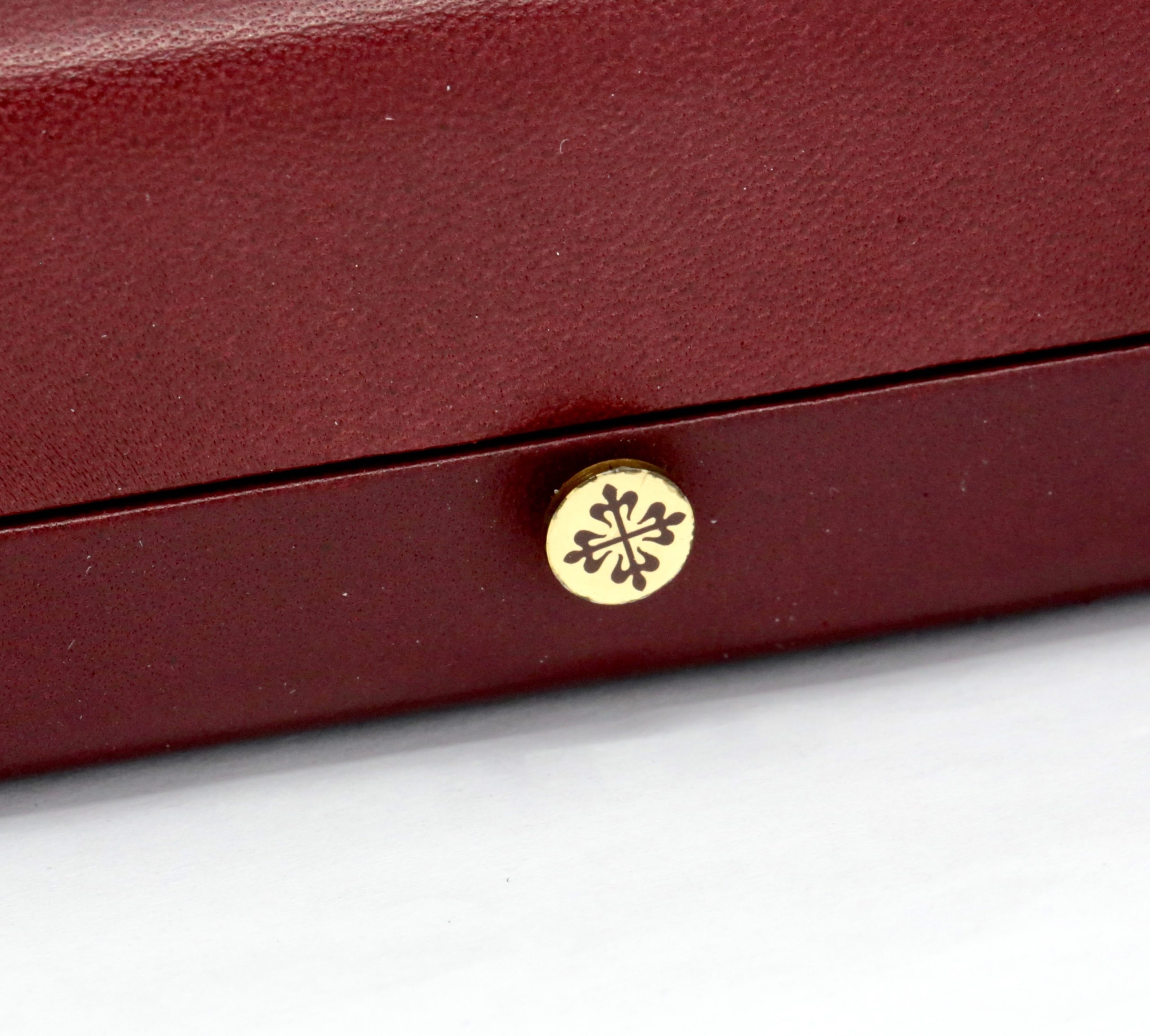 Patek Philippe Twenty~4 Ring, in 18ct White Gold, Stamped "PP & Co", Set with Diamonds and Sapphire Cabochons, with Patek Philippe Box - Image 6