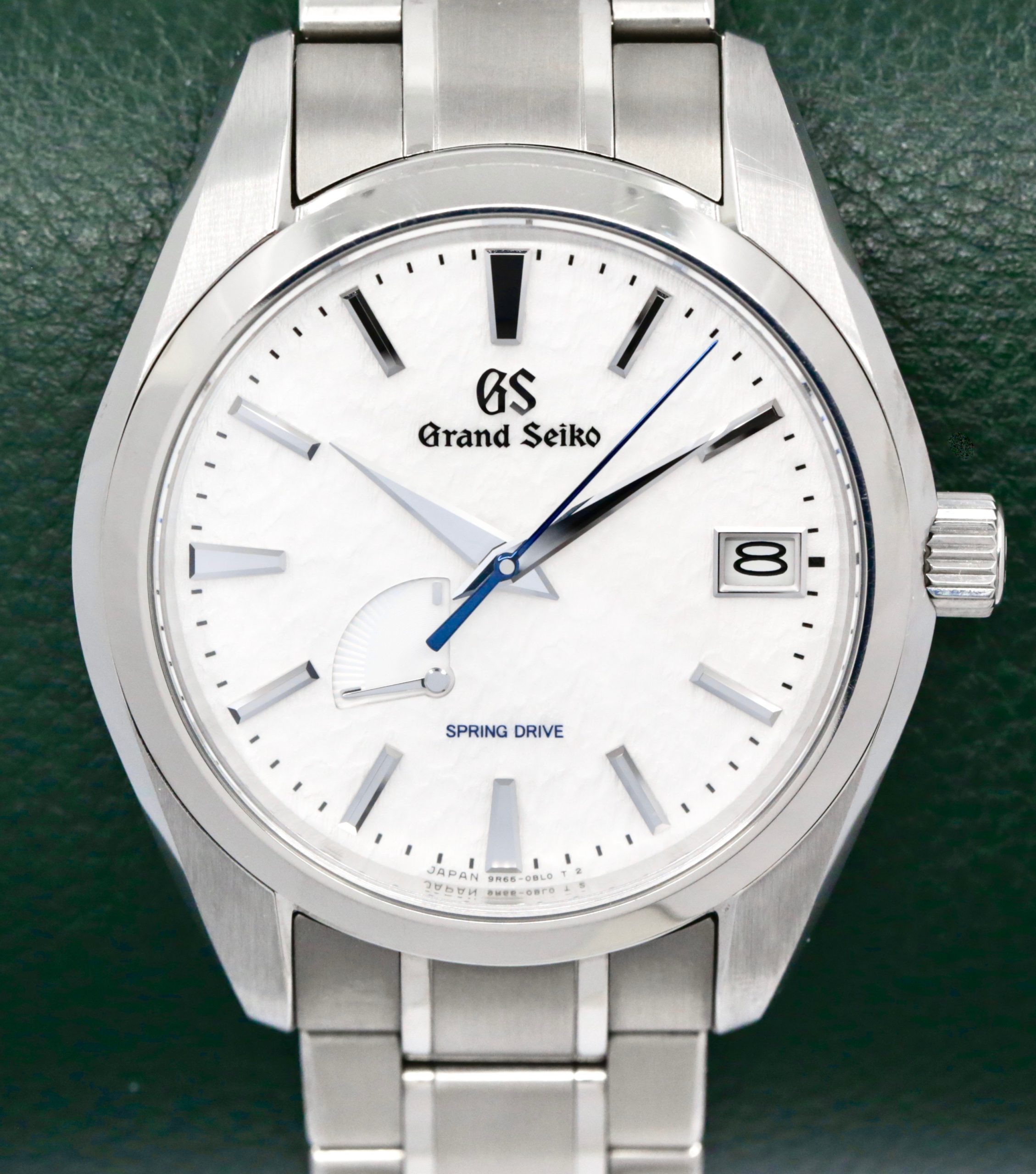 Grand Seiko "Snowflake" Heritage Collection, Automatic Spring Drive 3-Day, Titanium Case, White Index Dial with Date & Power Reserve Display, on Titanium Grand Seiko Bracelet, Ref. SBGA211, Circa: 2023, Complete with Box, Books, Grand Seiko Warranty Card & Balance of 5 Year Grand Seiko Factory Warranty - Image 2