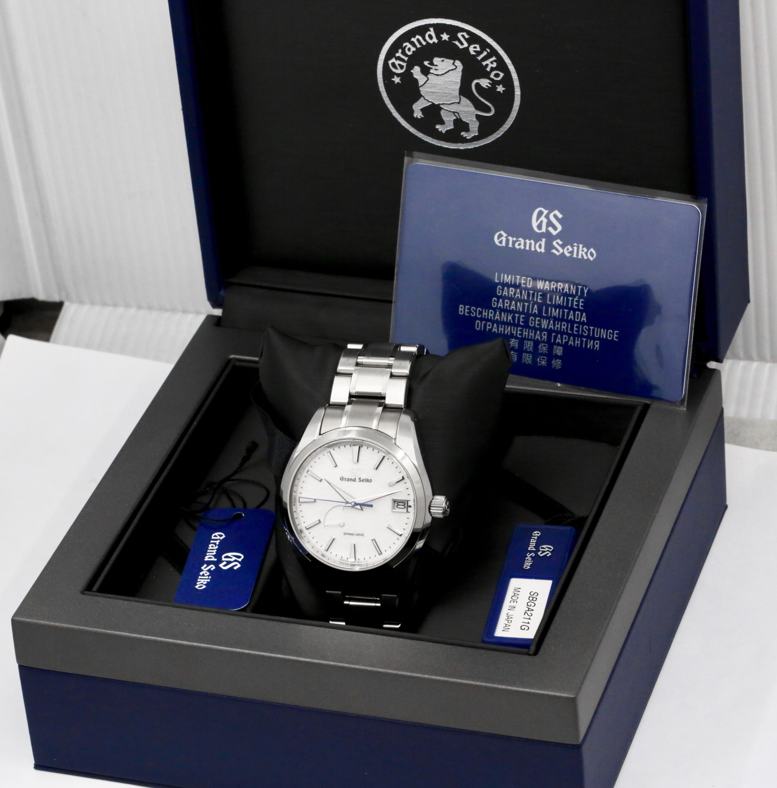 Grand Seiko "Snowflake" Heritage Collection, Automatic Spring Drive 3-Day, Titanium Case, White Index Dial with Date & Power Reserve Display, on Titanium Grand Seiko Bracelet, Ref. SBGA211, Circa: 2023, Complete with Box, Books, Grand Seiko Warranty Card & Balance of 5 Year Grand Seiko Factory Warranty - Image 7