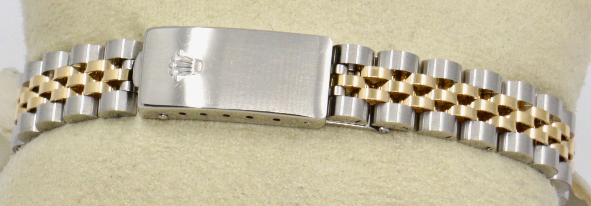 Rolex Oyster Perpetual 24mm in Stainless Steel and 18ct Yellow Gold, 18ct Yellow Gold Fluted Bezel, White Roman Dial on a Rolex Jubilee Bracelet. Ref. 67193, Circa 1990 with Box, Books, Swing Tag, Rolex Folder and Rolex Warranty Certificate - $6,950 inc GST!! - Image 6