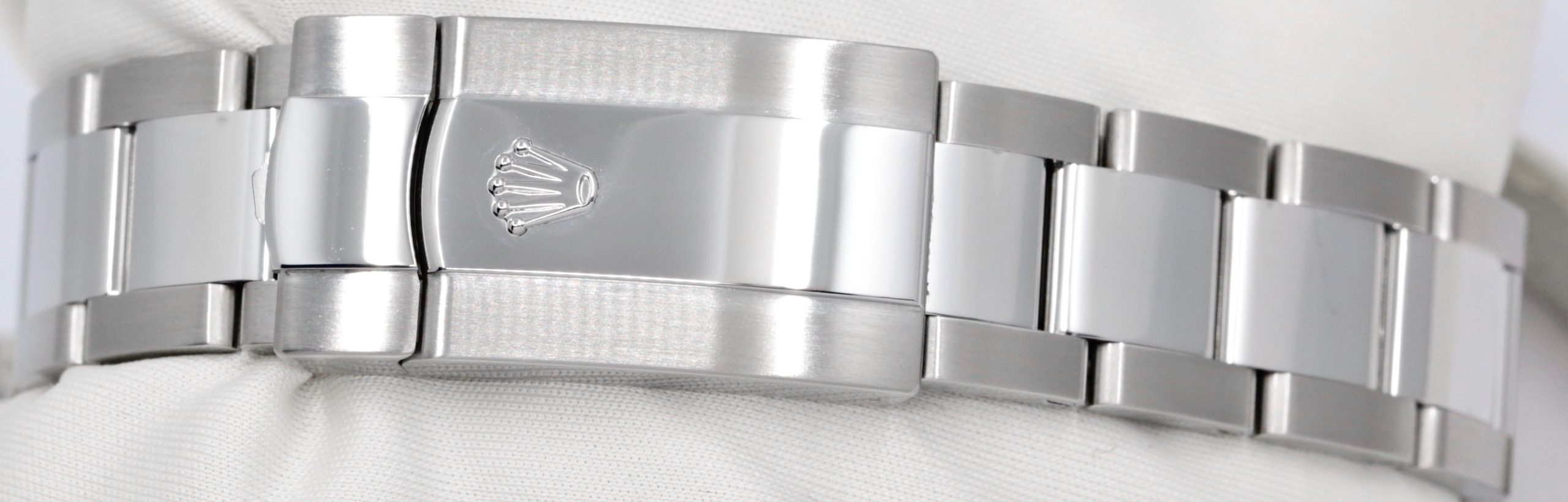 Rolex Datejust 36, in Stainless Steel, Smooth Bezel, Silver Index Dial, on Stainless Steel Rolex Oyster Bracelet, Ref. 126200, Circa: 2023, with Box, Books, Swing Tag, Rolex Warranty Card & Balance of 5 Year Rolex Factory Warranty - Image 7