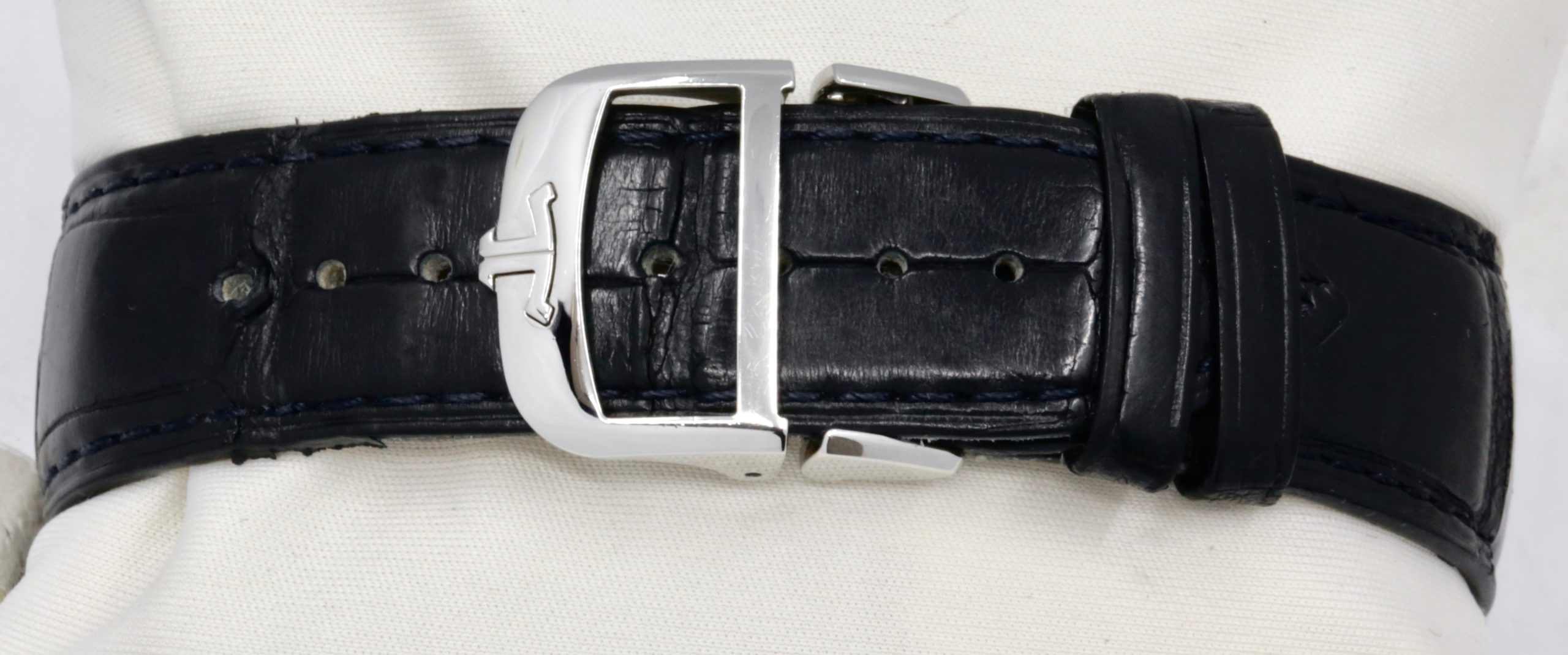 Jaeger-LeCoultre Master Reserve de Marche, 39 mm Stainless Steel Case, Blue Index Dial with Date & Power Reserve, on Black JLC Alligator Strap & JLC Deployant, Ref: Q1378480, Circa 2018, Complete with Box and Papers - $8,500 inc GST!! - Image 5