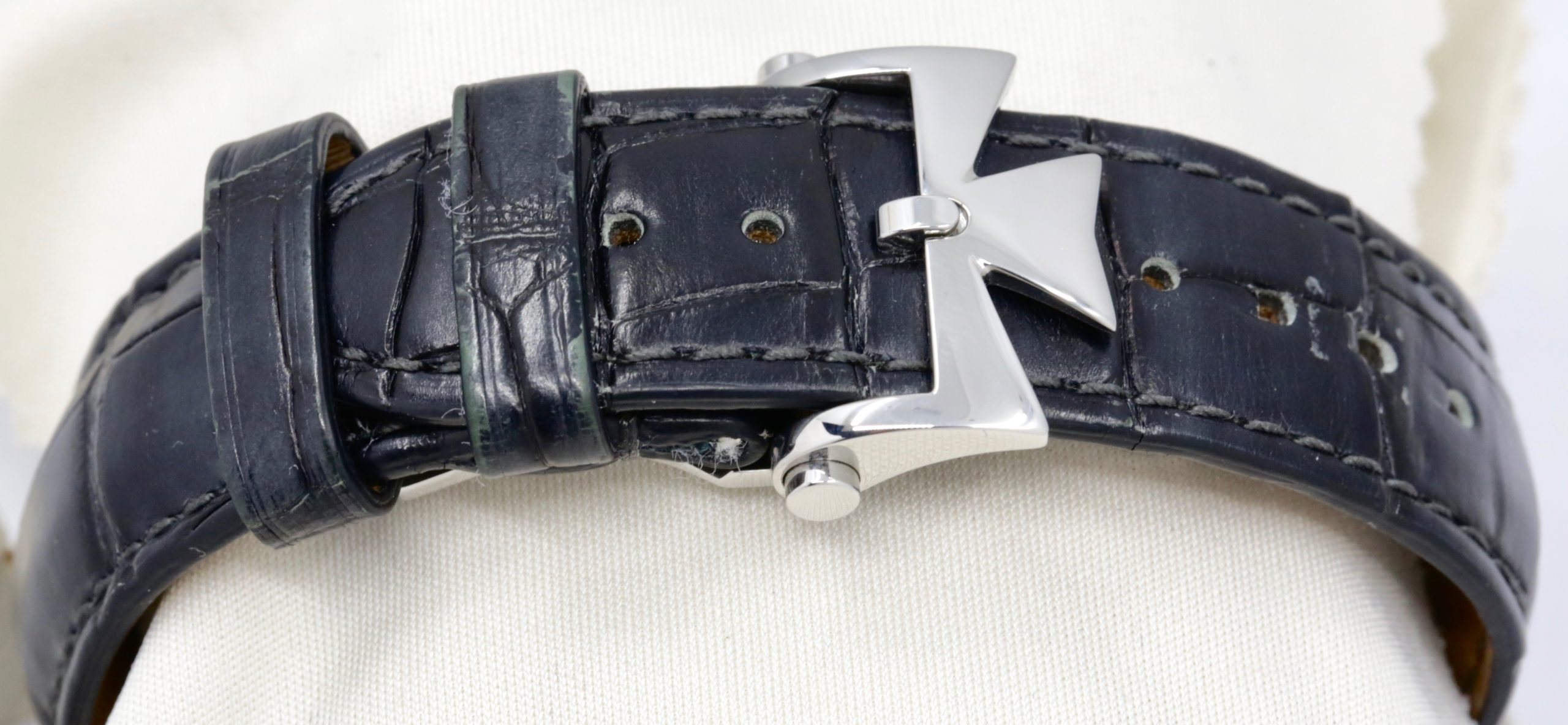 Vacheron Constantin Fiftysix, Automatic, 40mm Stainless Steel Case, Silver Opaline Dial with 18ct White Gold Index & Arab Markers, on Navy Vacheron Constantin Alligator Strap with Stainless Steel VC Deployant, Ref. 4600E/000A-B442, Circa: 2023, with Box, Book, Vacheron Constantin Warranty Card & Balance of 8 Year VC Extended Warranty - Image 6